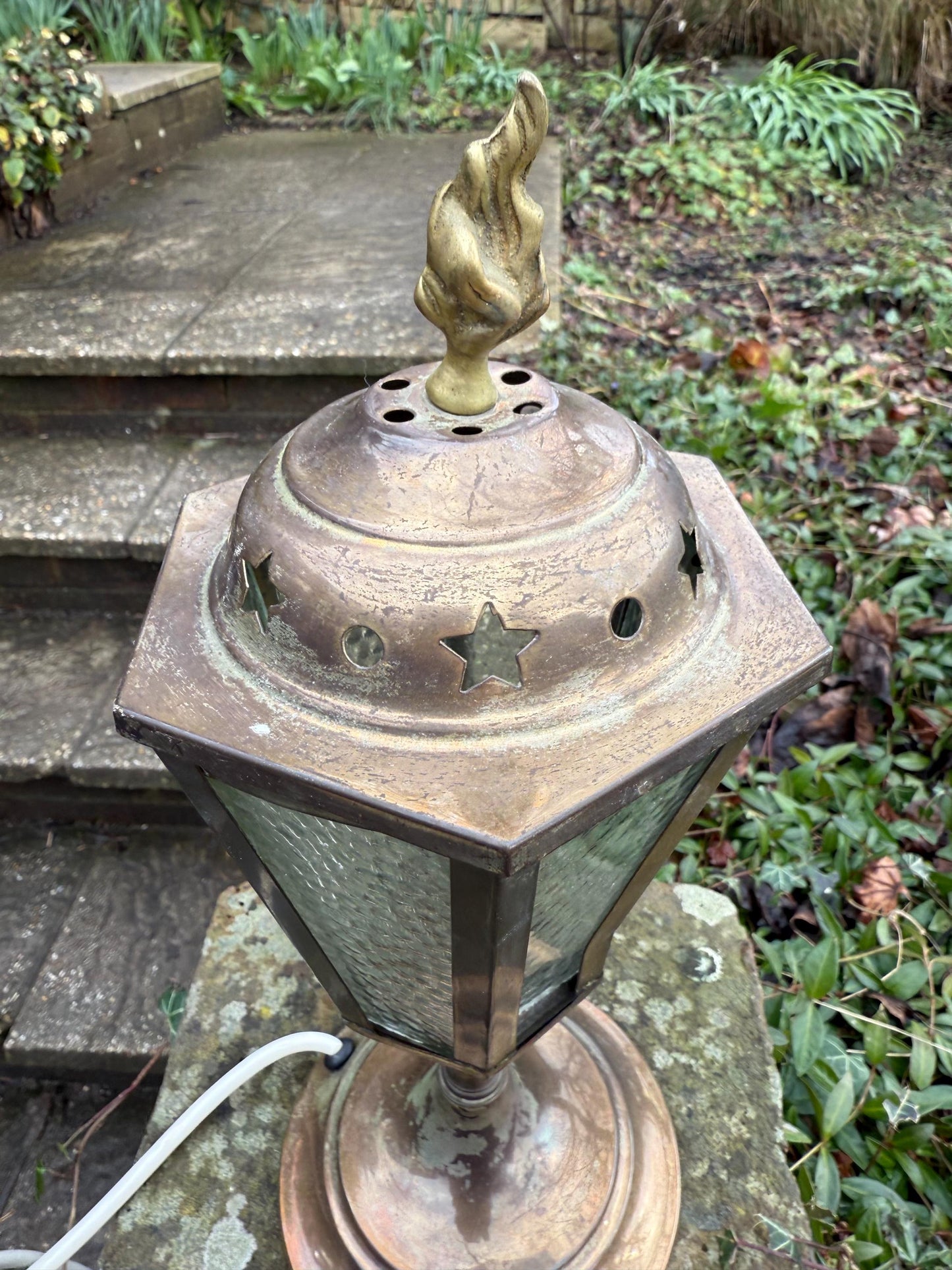 Unusual 1970s mock lantern table lamp, working vintage table lamp