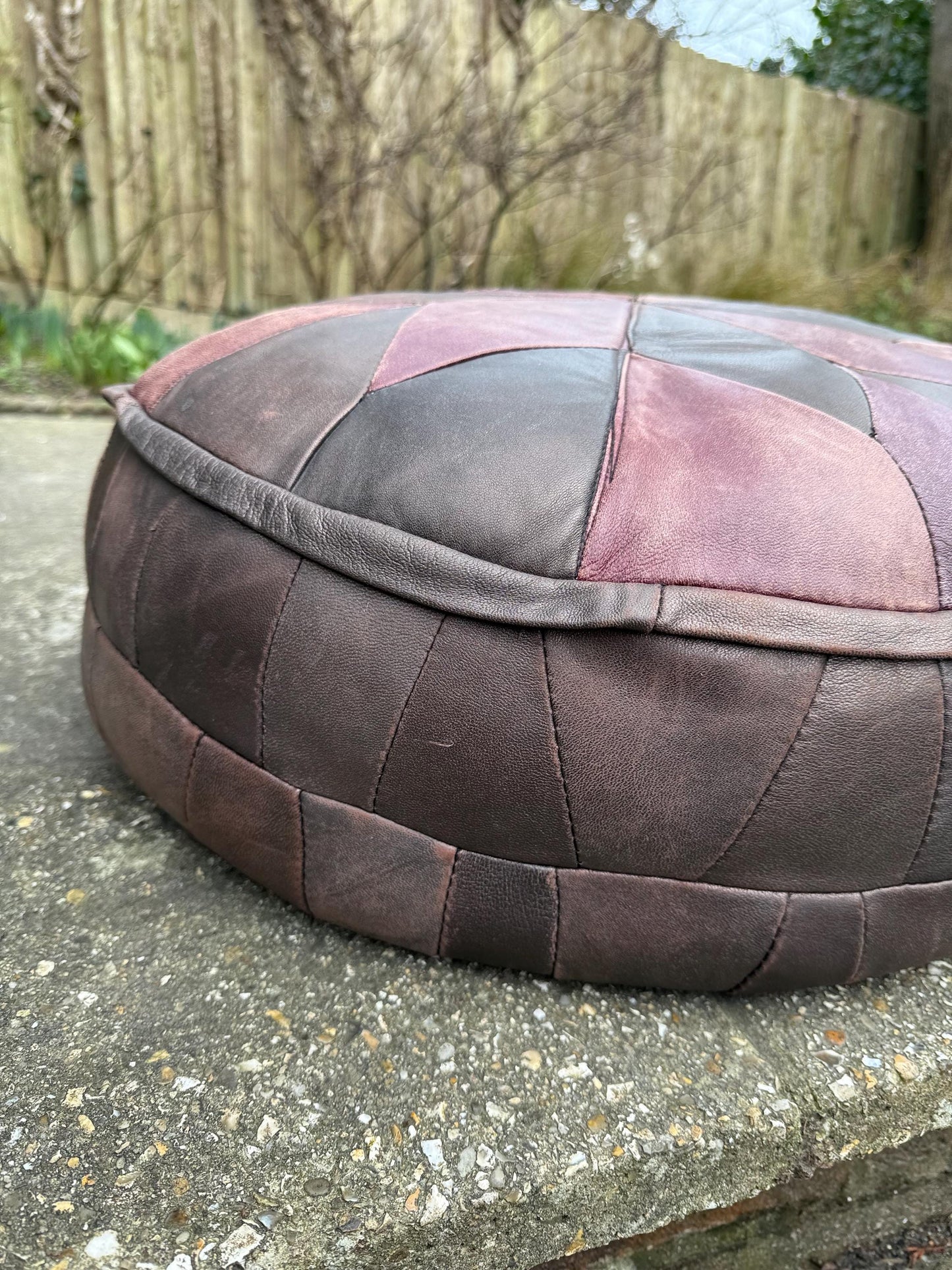 Retro vintage Pouf / Beanbag in leatherette - aged and charming - Hippy retro cushion, stool, bohemian decor, bean bag