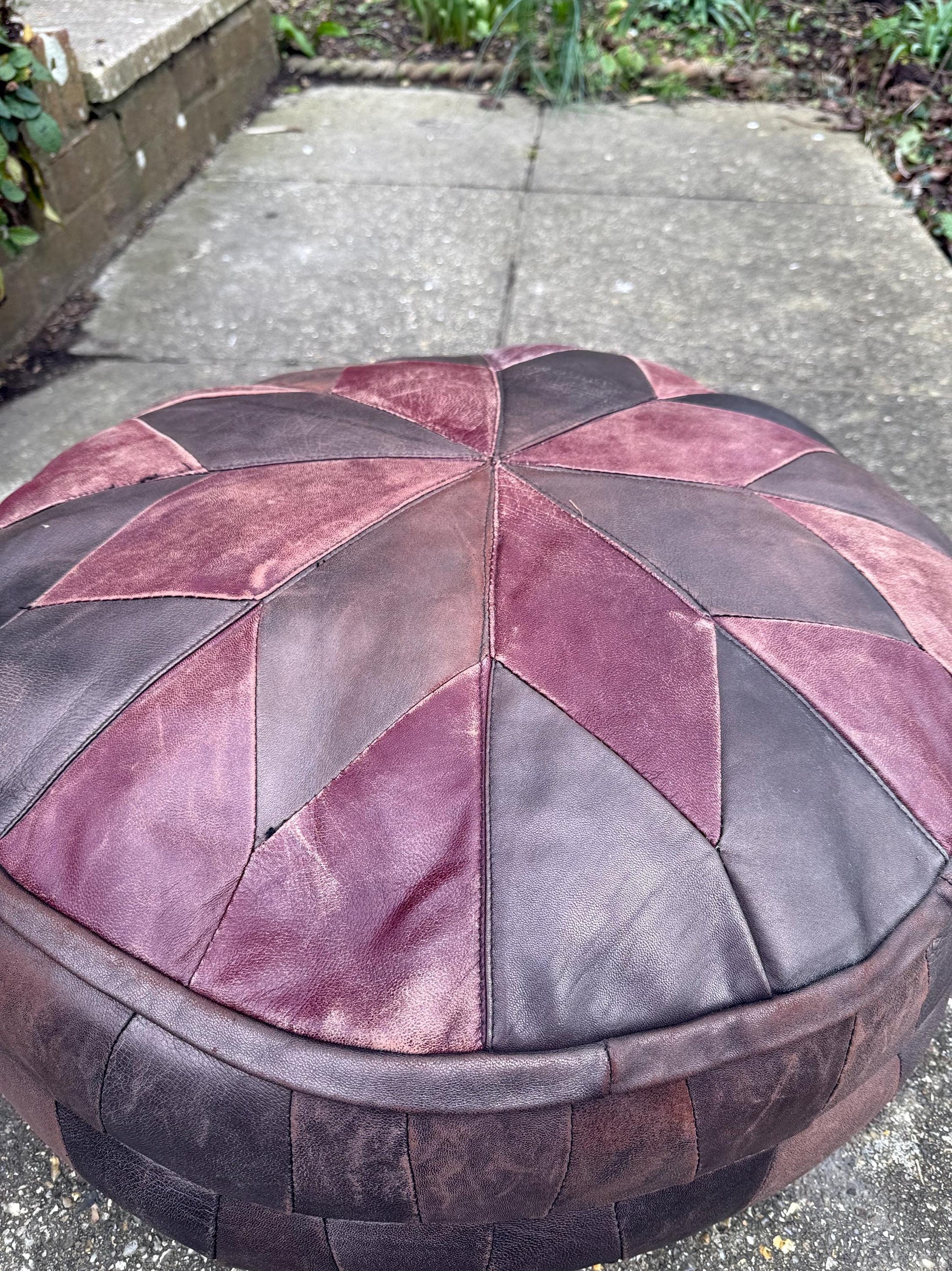 Retro vintage Pouf / Beanbag in leatherette - aged and charming - Hippy retro cushion, stool, bohemian decor, bean bag