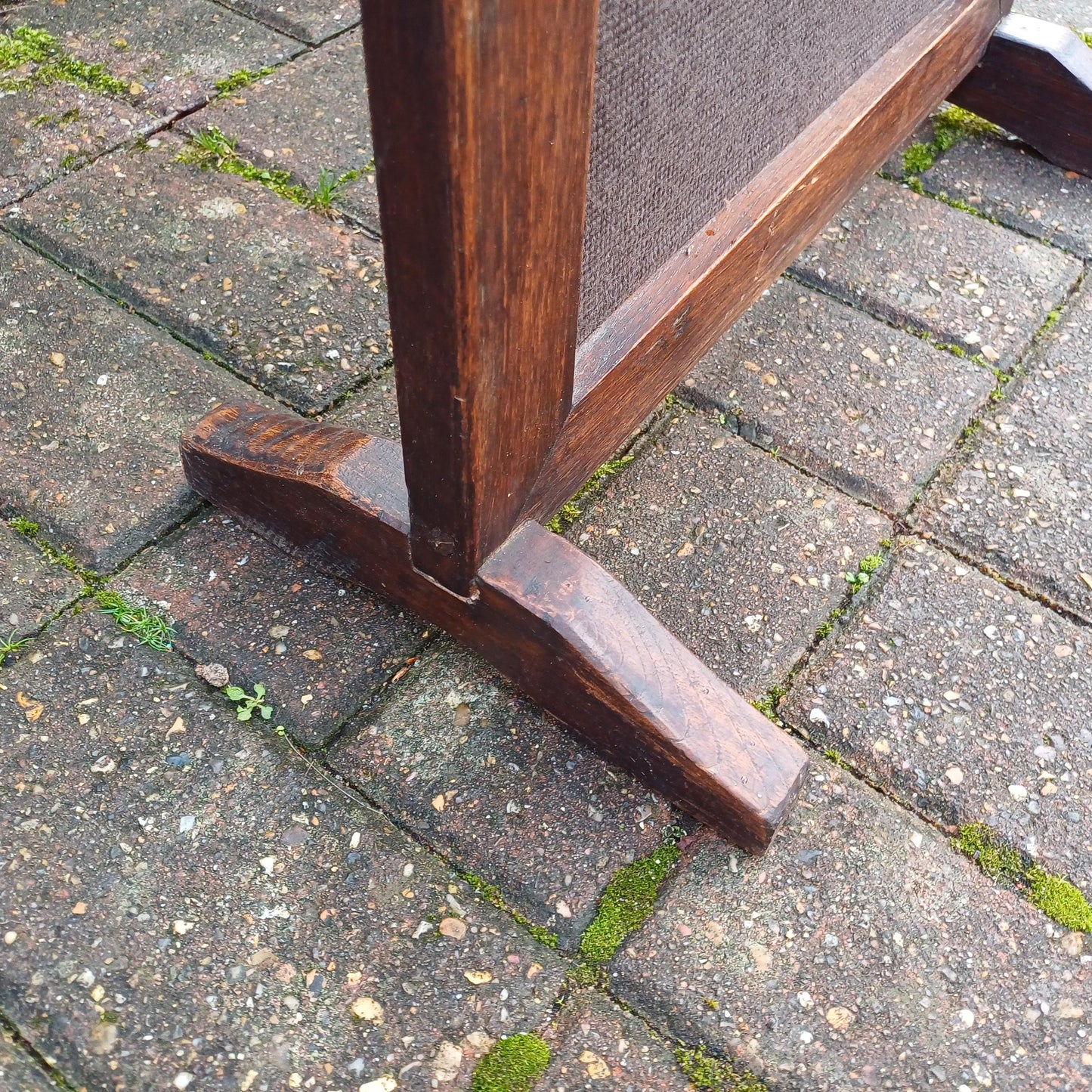 Pretty Vintage Solid Oak Fire Screen with Brown Still Life Tapestry