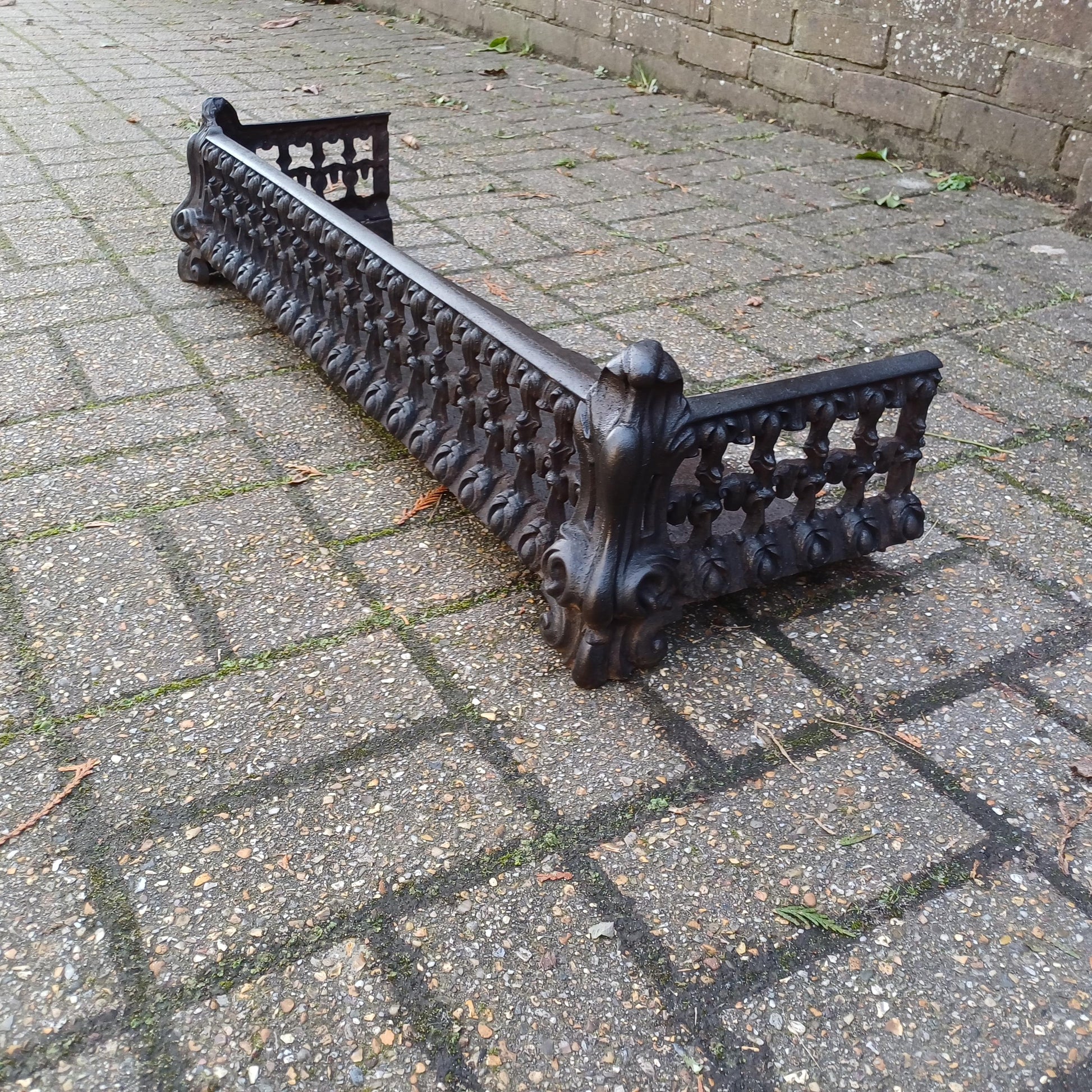 Large Black Cast Iron Vintage Victorian Pierced Fireplace Fender Guard