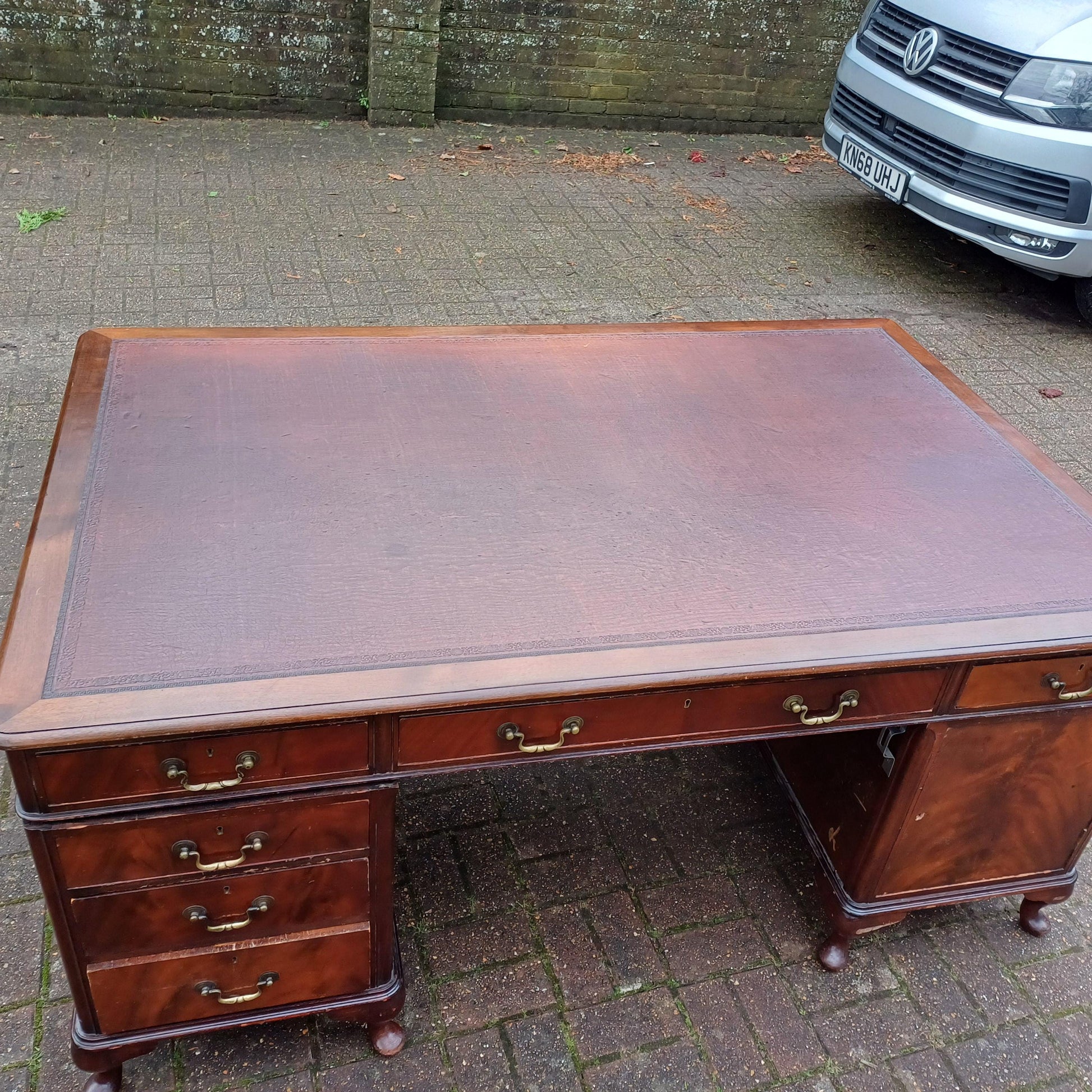 Huge Vintage Mahogany 60s/70s Partners Pedestal Kneehole Desk. 168 x 107 cm FREE HAND Delivery