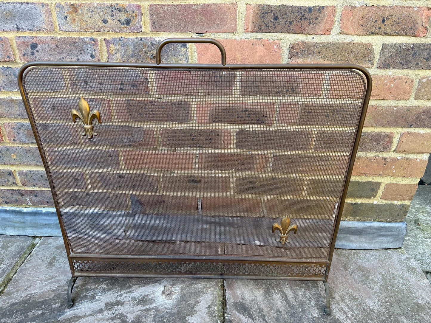 1960s Retro Metal Fire Screen, Vintage Spark Guard, Vintage fire guard, firescreen, sparkguard - metal with fleur de lis