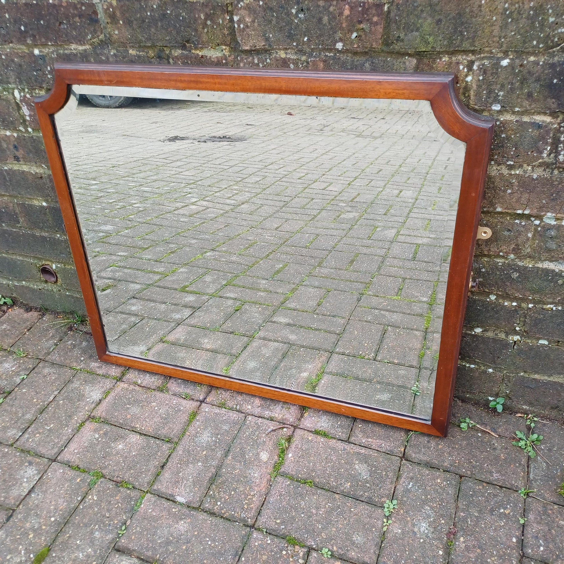 Large Imposing Vintage Mahogany Quality Wall Mirror FREE HAND Delivery