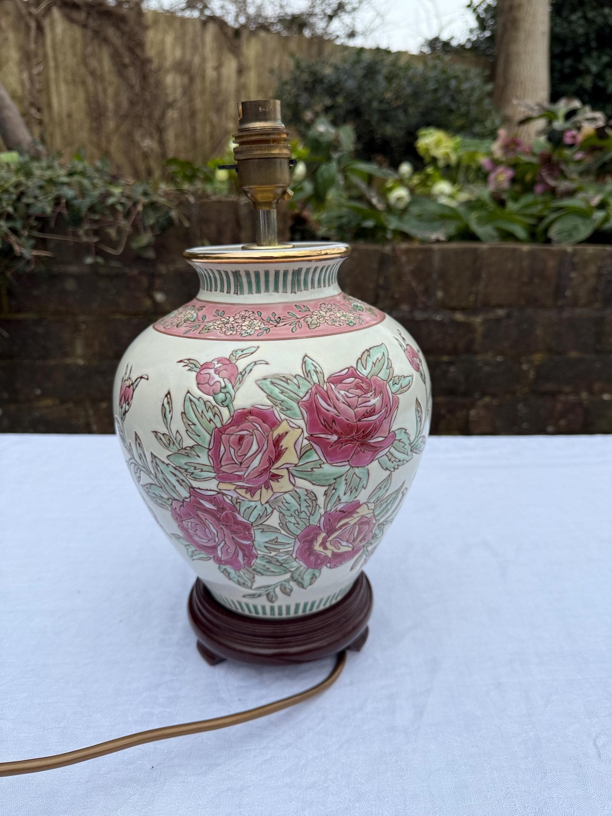 Vintage painted Oriental Chinese Table Lamp with Rose detail - PAT tested and working