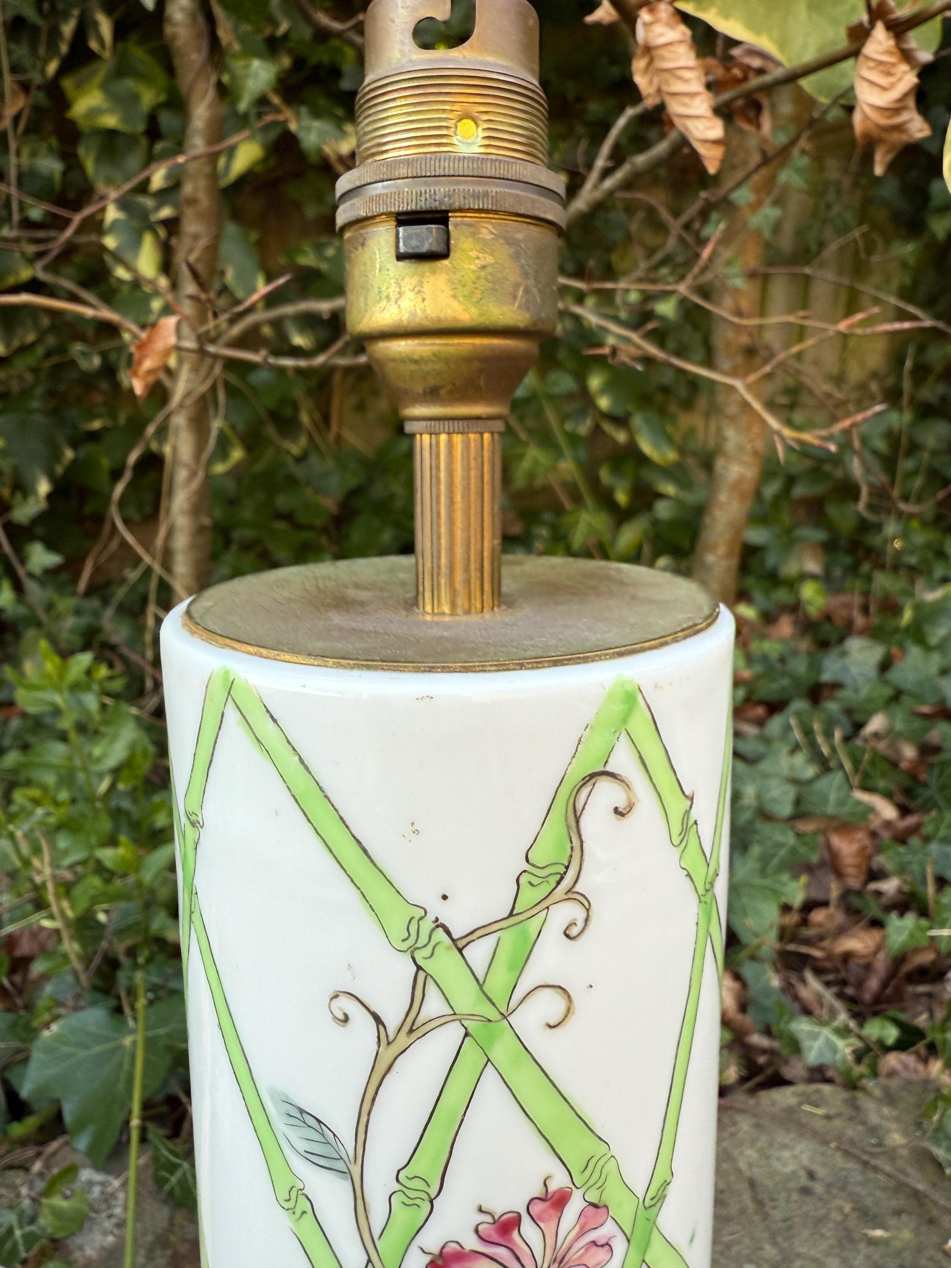 Rare hand painted early 20th century Oriental Table Lamp - PAT tested and working