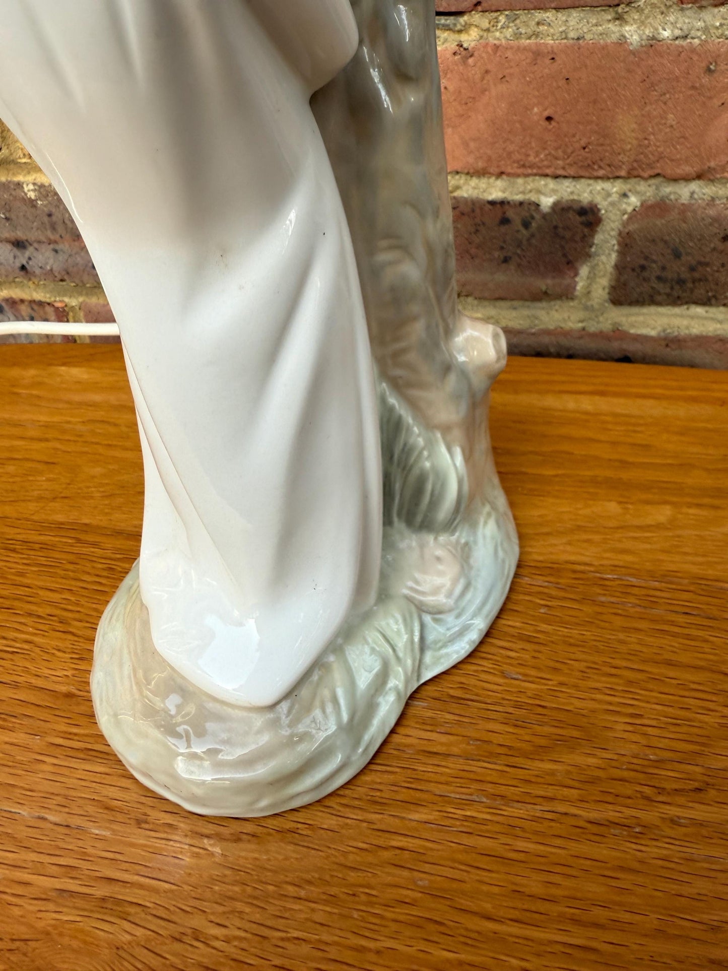Vintage Lladro Bedtime Porcelain Lamp - Kiss me Goodnight - gorgeous pastel Lladro Zaphir lamp of young boy going to bed - PAT tested