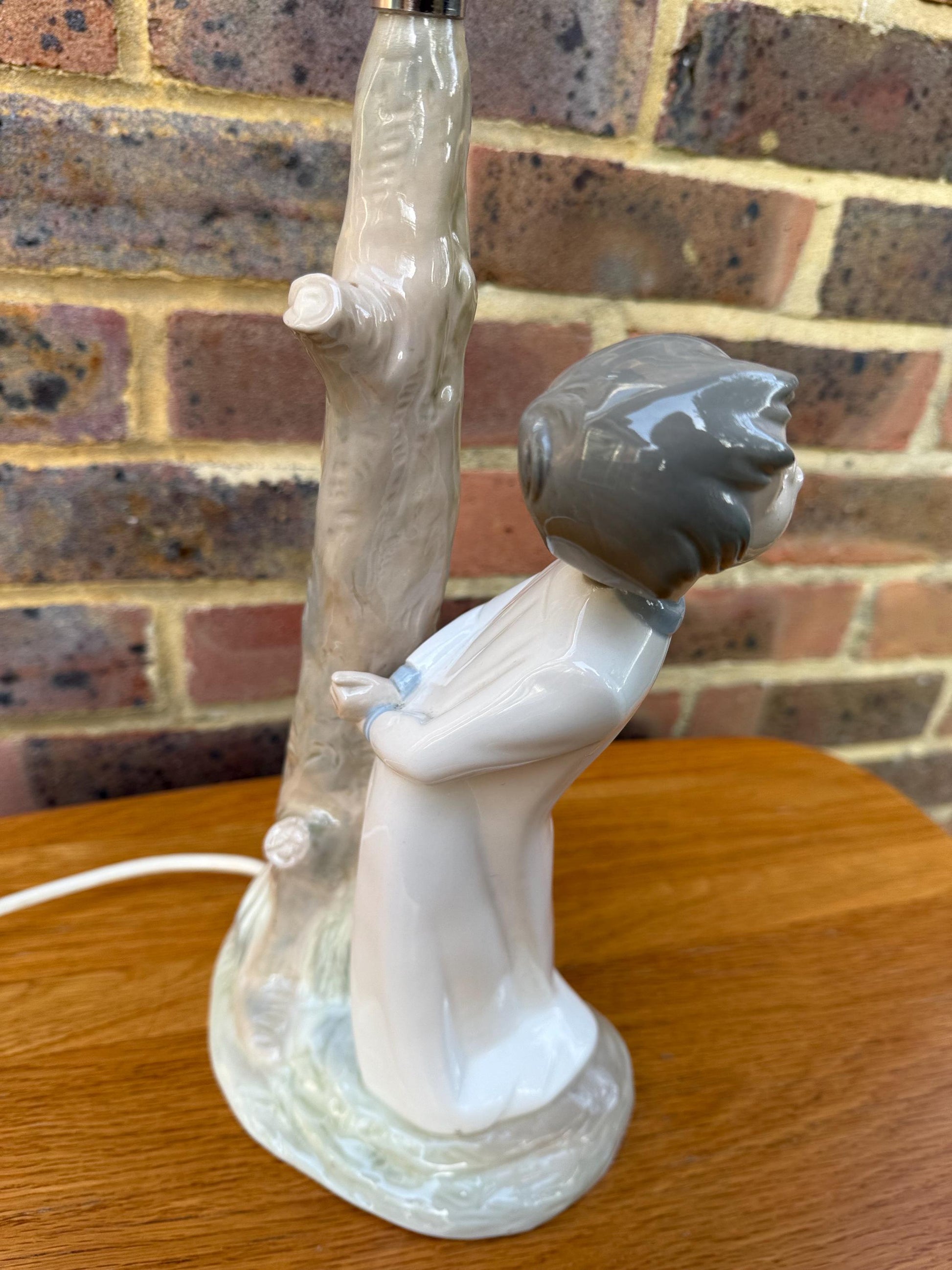 Vintage Lladro Bedtime Porcelain Lamp - Kiss me Goodnight - gorgeous pastel Lladro Zaphir lamp of young boy going to bed - PAT tested