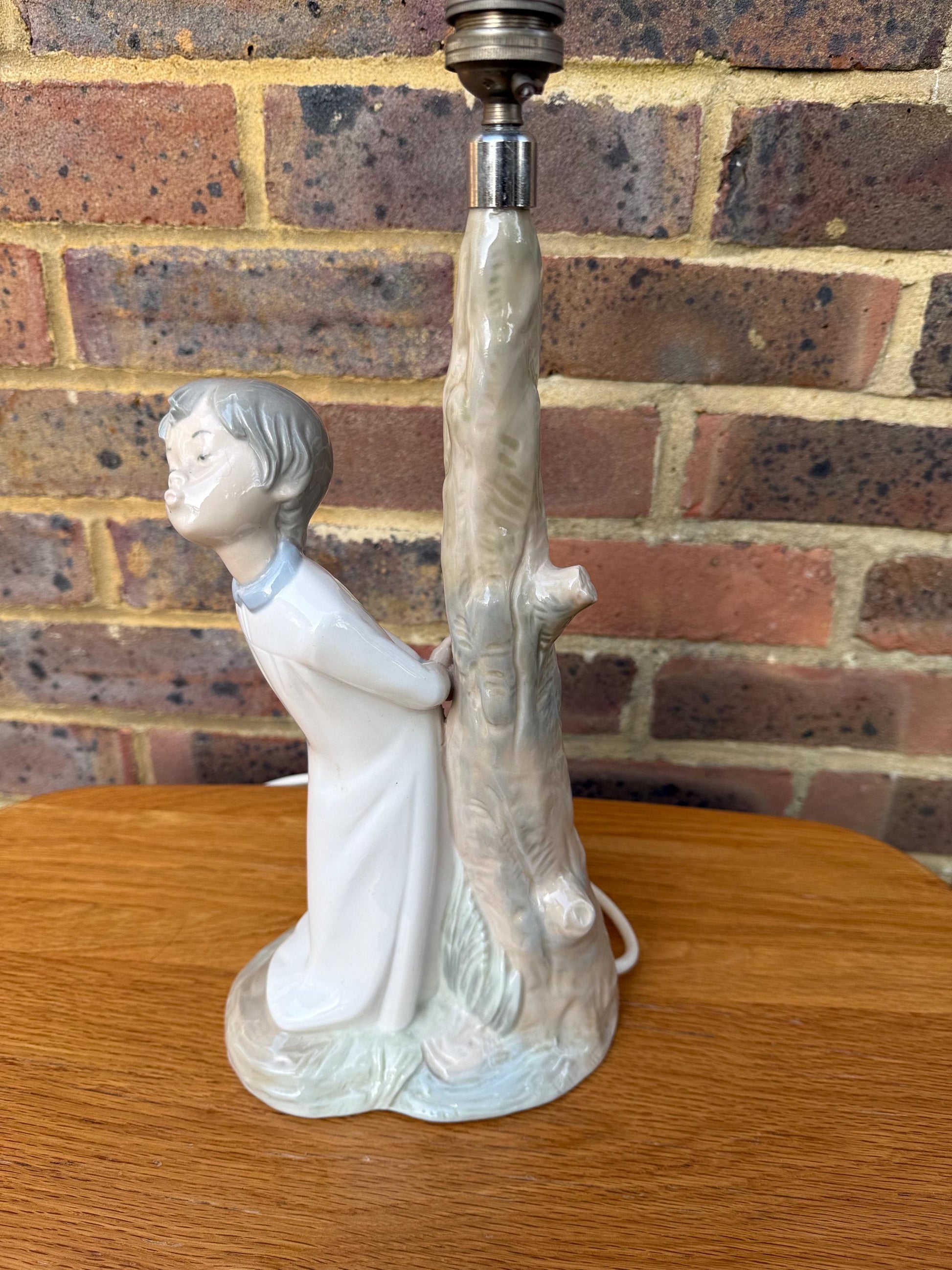 Vintage Lladro Bedtime Porcelain Lamp - Kiss me Goodnight - gorgeous pastel Lladro Zaphir lamp of young boy going to bed - PAT tested