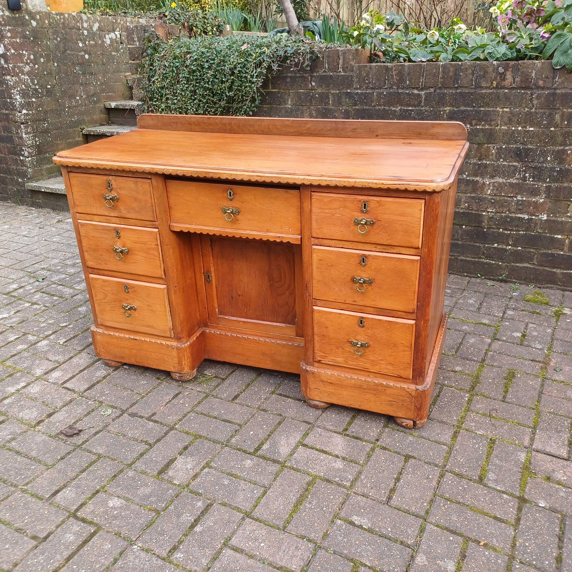 Superb Vintage Victorian Stripped Pine Sideboard or Chest of Drawers FREE HAND Delivery