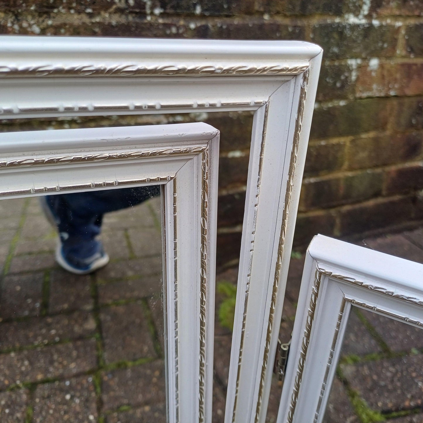 Vintage Retro Classic 70s Tri-Fold Painted White Dressing Table Adjustable Mirror Silver Highlights
