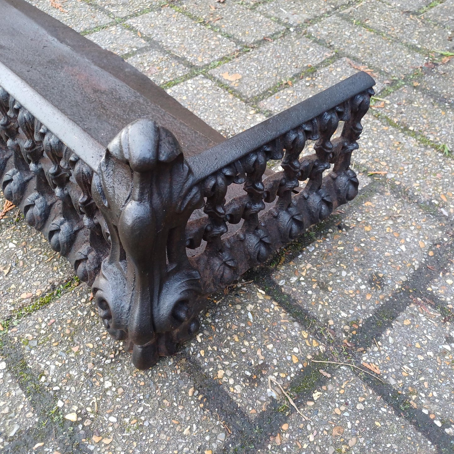 Large Black Cast Iron Vintage Victorian Pierced Fireplace Fender Guard