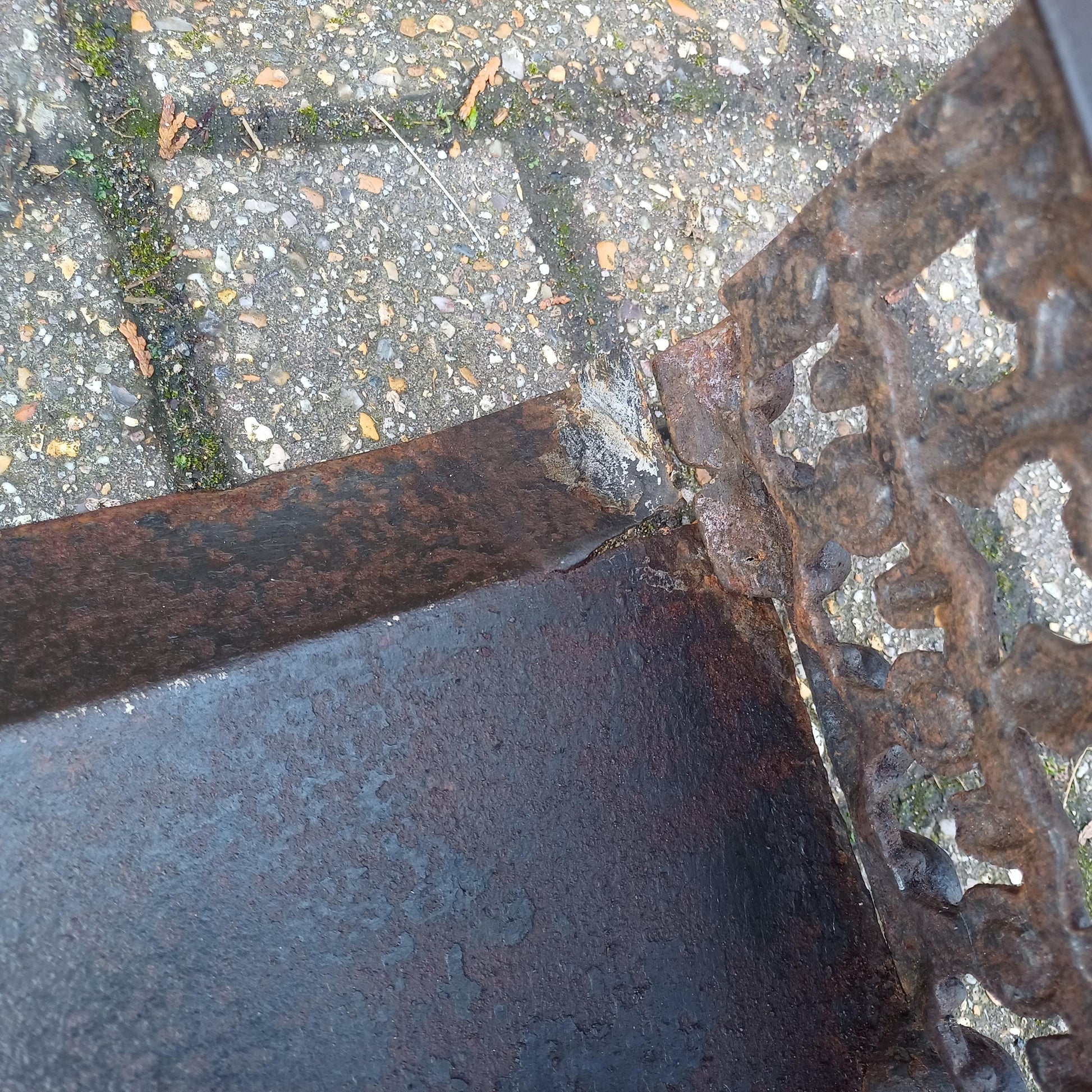 Large Black Cast Iron Vintage Victorian Pierced Fireplace Fender Guard