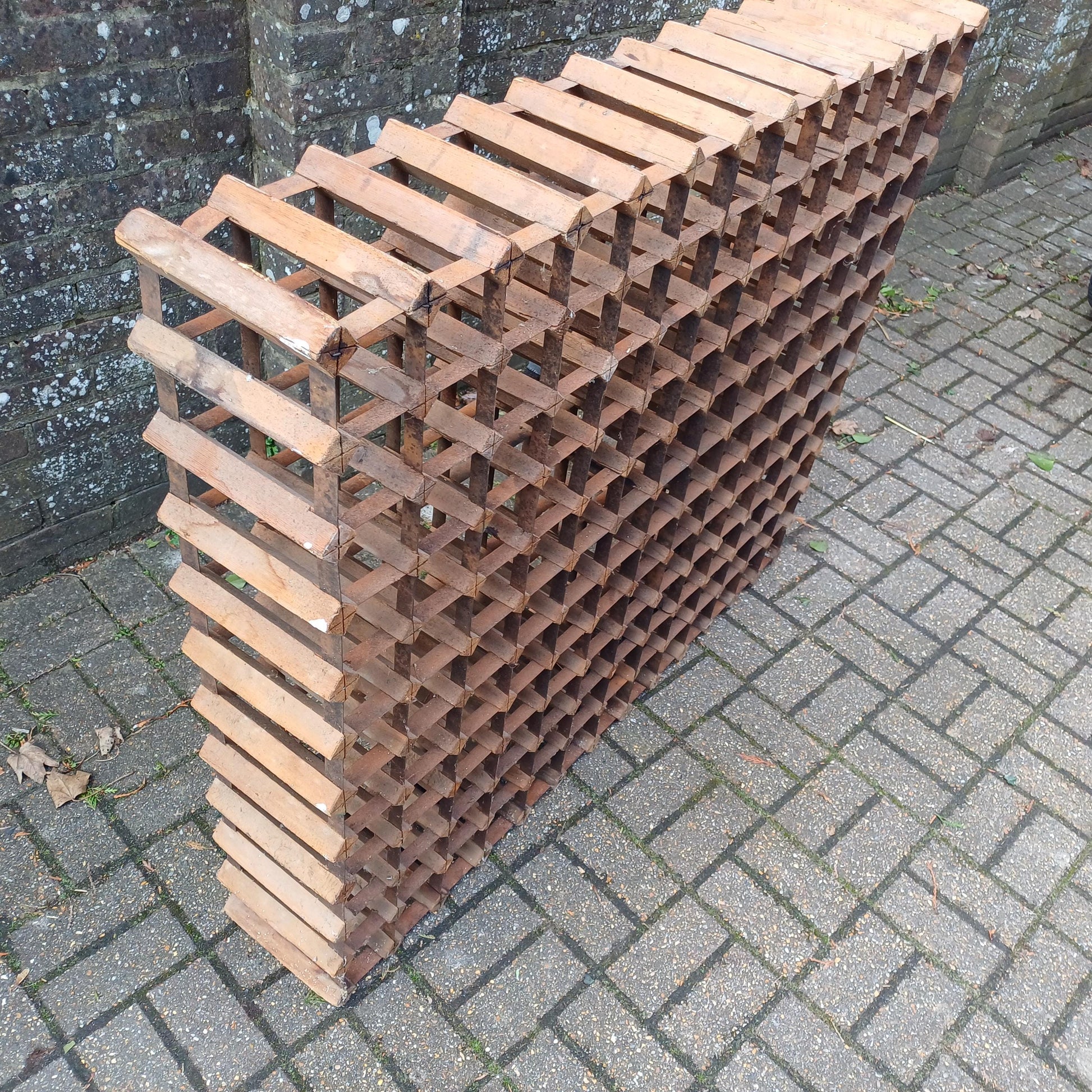 Vast Outstanding Wood and Metal Vintage Wine Rack – Enormous Proportions 110 x 130 cm FREE HAND Delivery