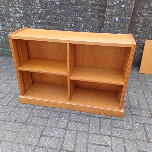Antique Style Oak Veneer Bookcase | 1920s Stripped Oak Look | Adjustable Shelves | Vintage-Style Bookshelf FREE HAND Delivery