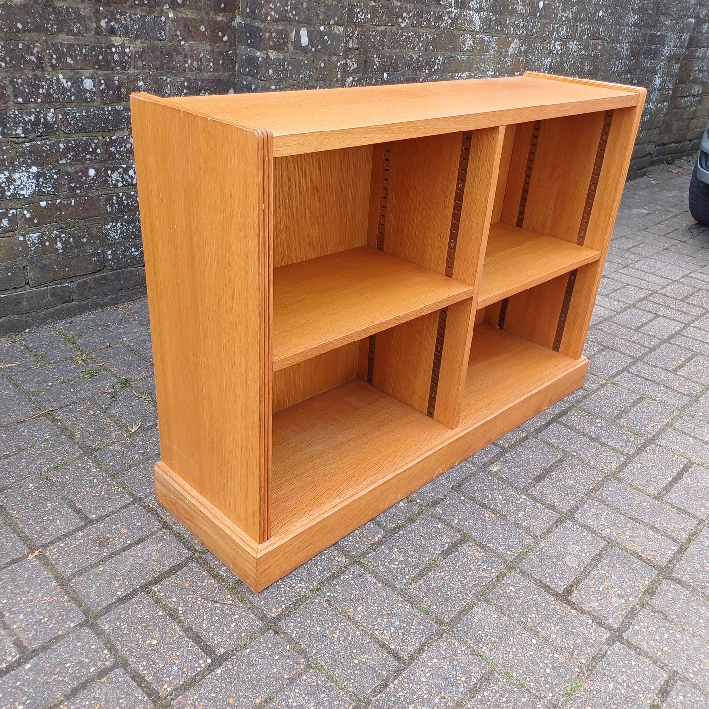 Antique Style Oak Veneer Bookcase | 1920s Stripped Oak Look | Adjustable Shelves | Vintage-Style Bookshelf FREE HAND Delivery
