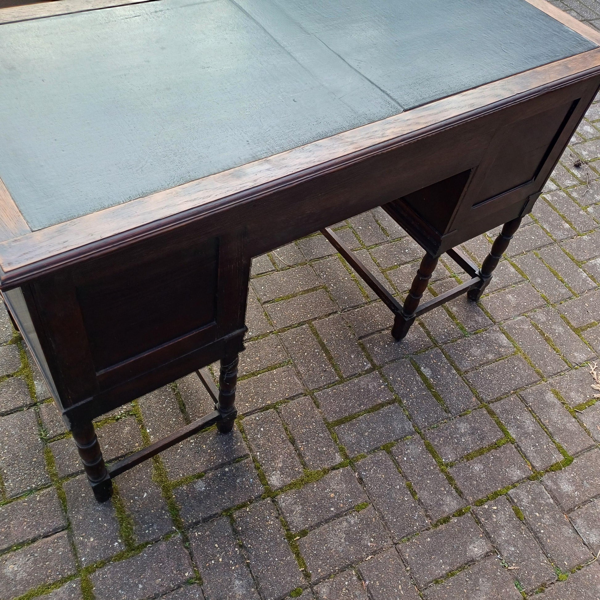 Large Vintage Antique Solid Oak Desk 5 Drawers Top Quality FREE HAND Delivery