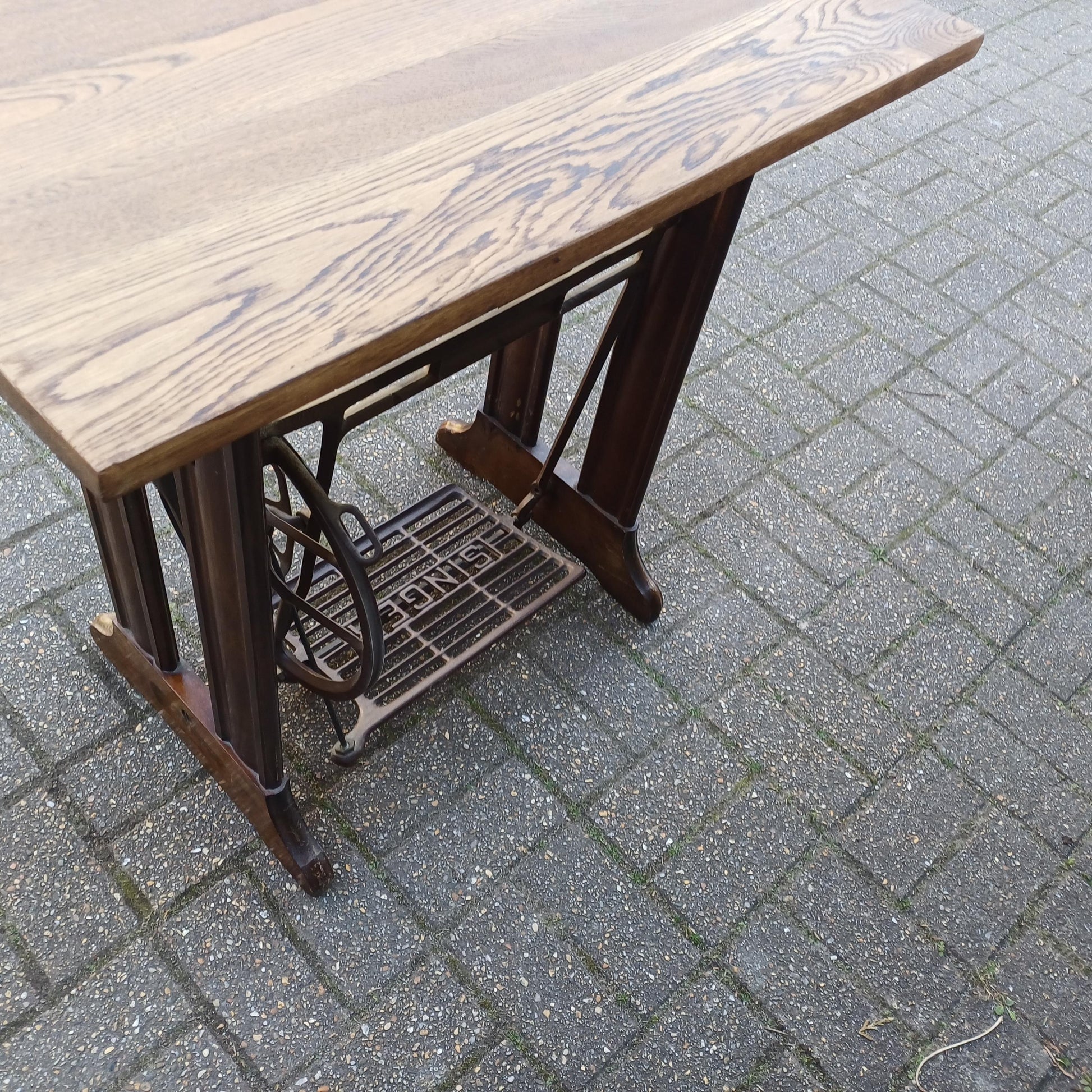 Upcycled Vintage Singer Treadle Sewing Machine Base Table Stripped Repurposed Oak Top Industrial Style FREE HAND Delivery