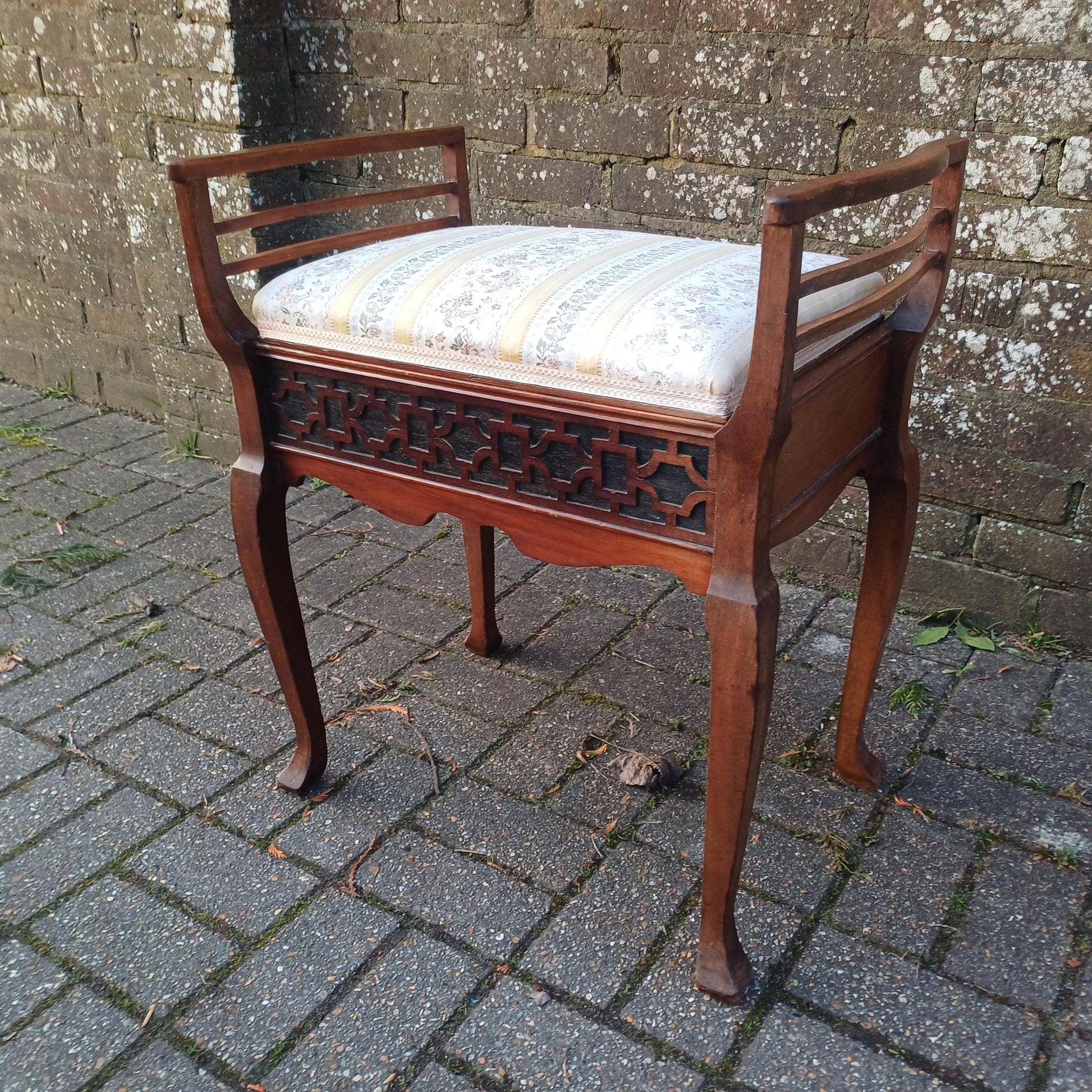 Very Large Antique Late Victorian Mahogany Piano Stool – Elegant Fretwork, Storage Compartment FREE HAND Delivery