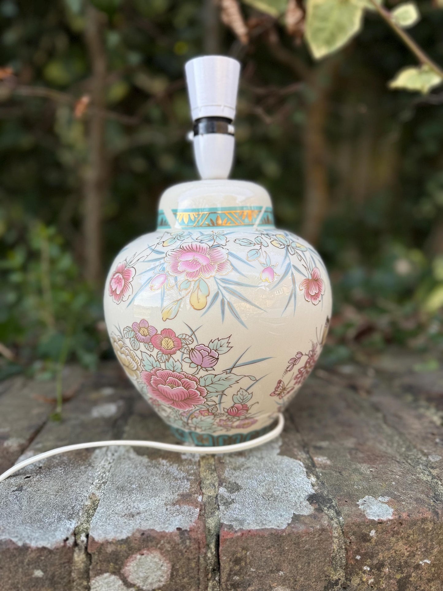 retro floral ceramic