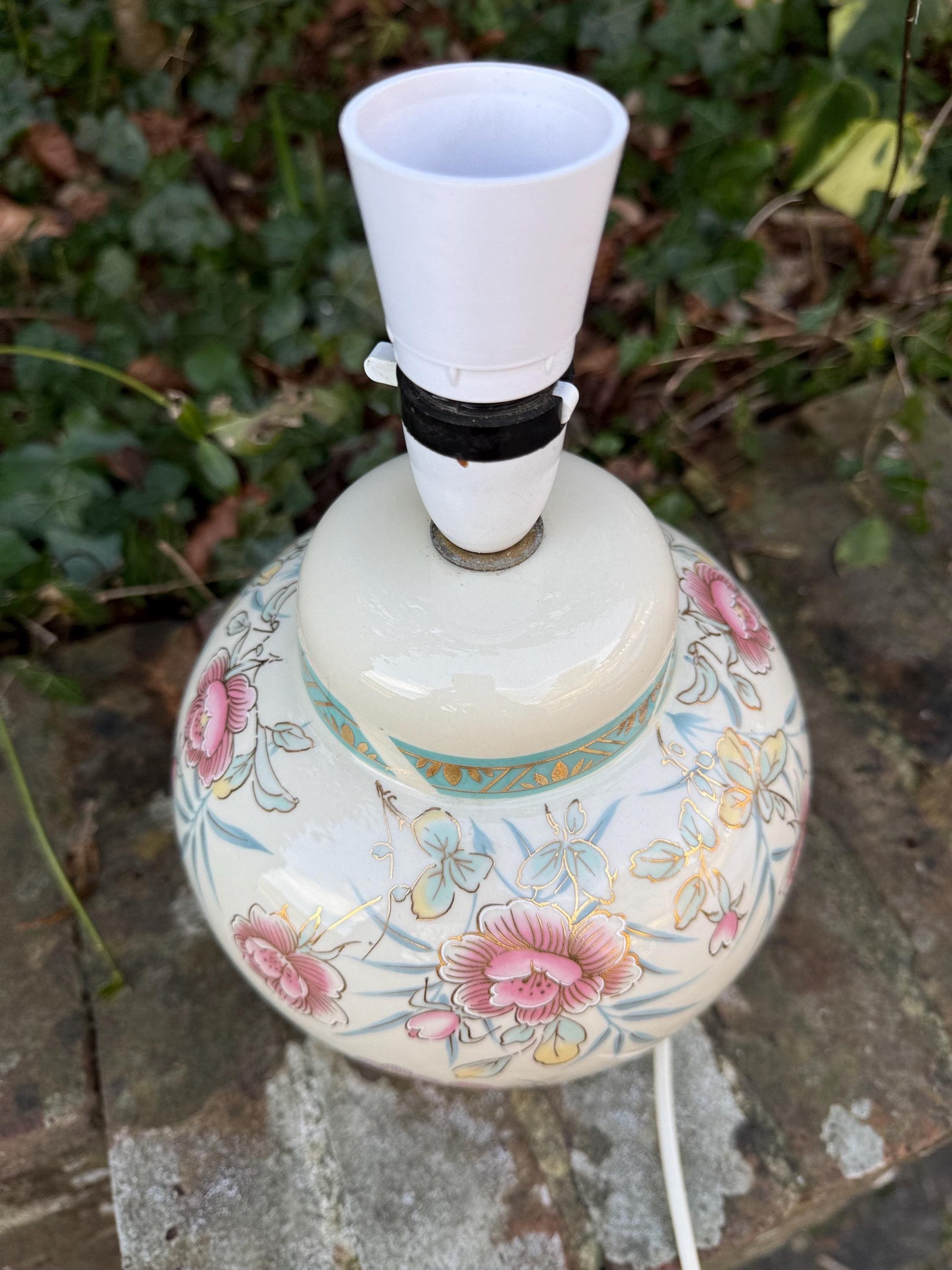 retro floral ceramic