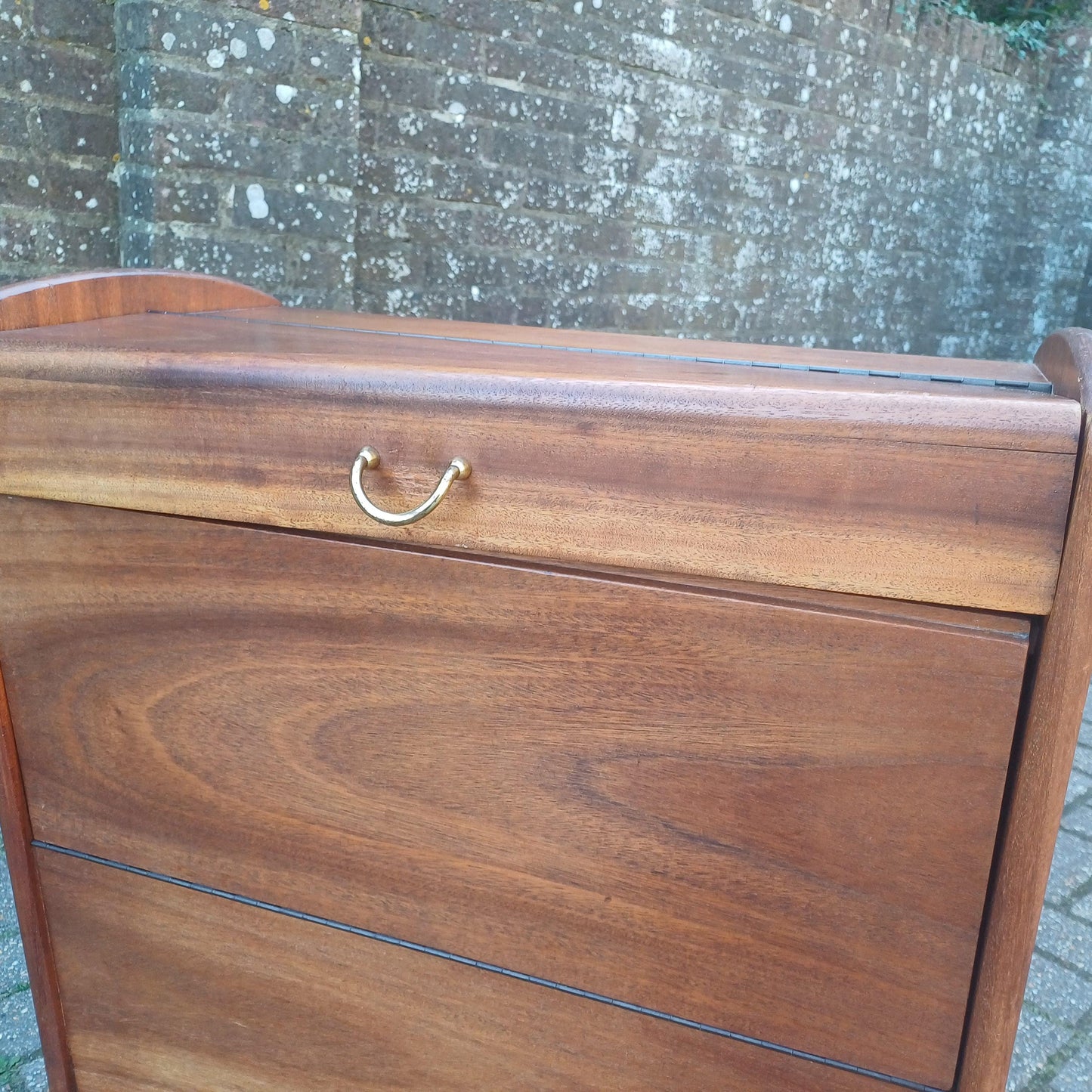 Genius Vintage Retro 1950s-60s Solid Wood Cocktail Drinks Trolley – Restored Mid-Century Bar Cabinet, Atomic Design, FREE HAND Delivery