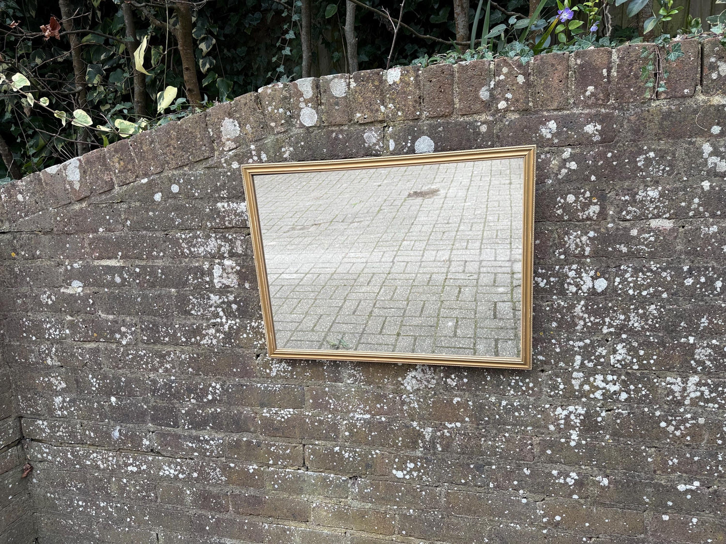 Good Sized Vintage 70s Retro Gilt Gold Wall Mirror – currently horizontal/landscape (60cm x 46cm)