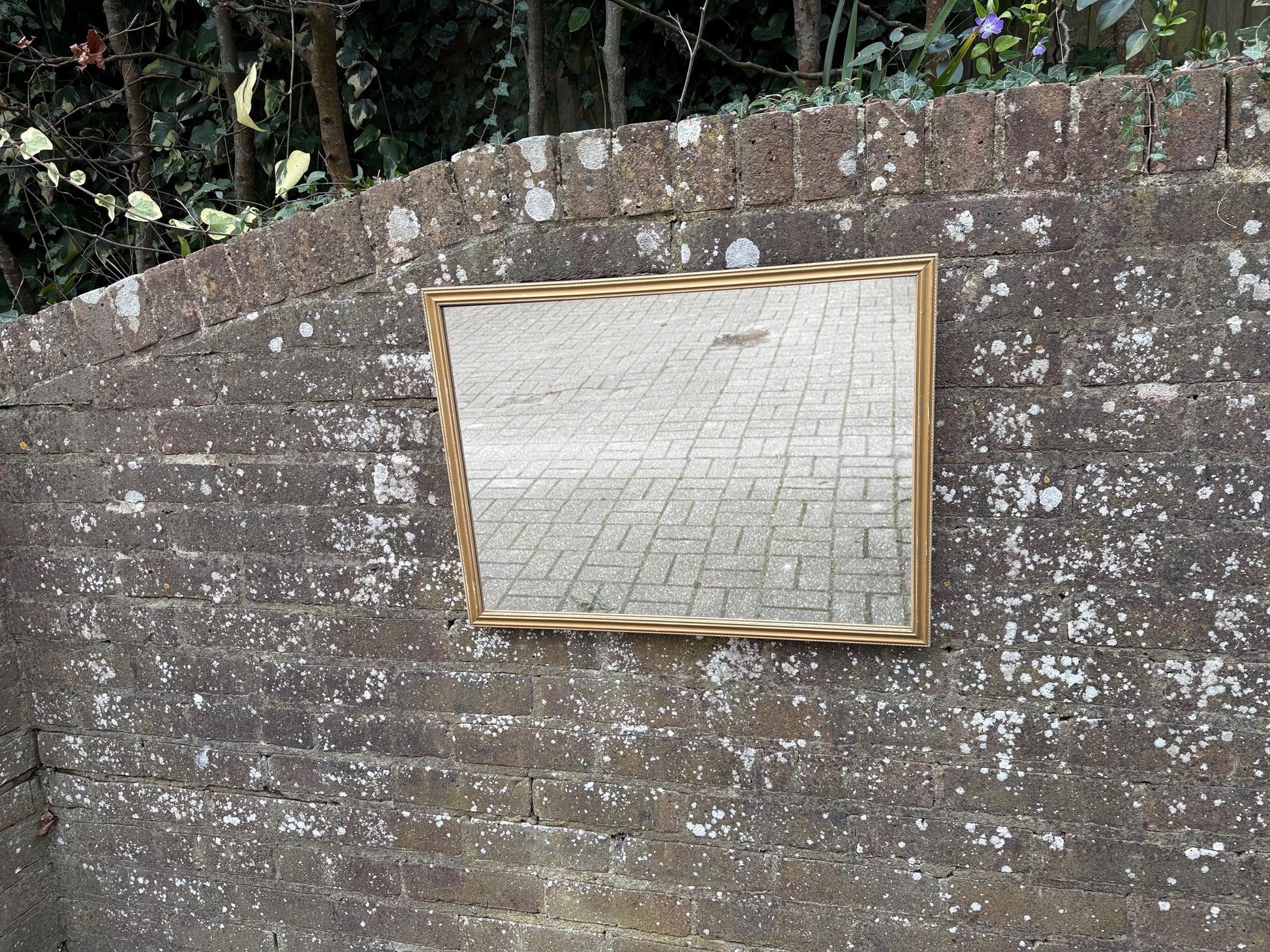 Good Sized Vintage 70s Retro Gilt Gold Wall Mirror – currently horizontal/landscape (60cm x 46cm)
