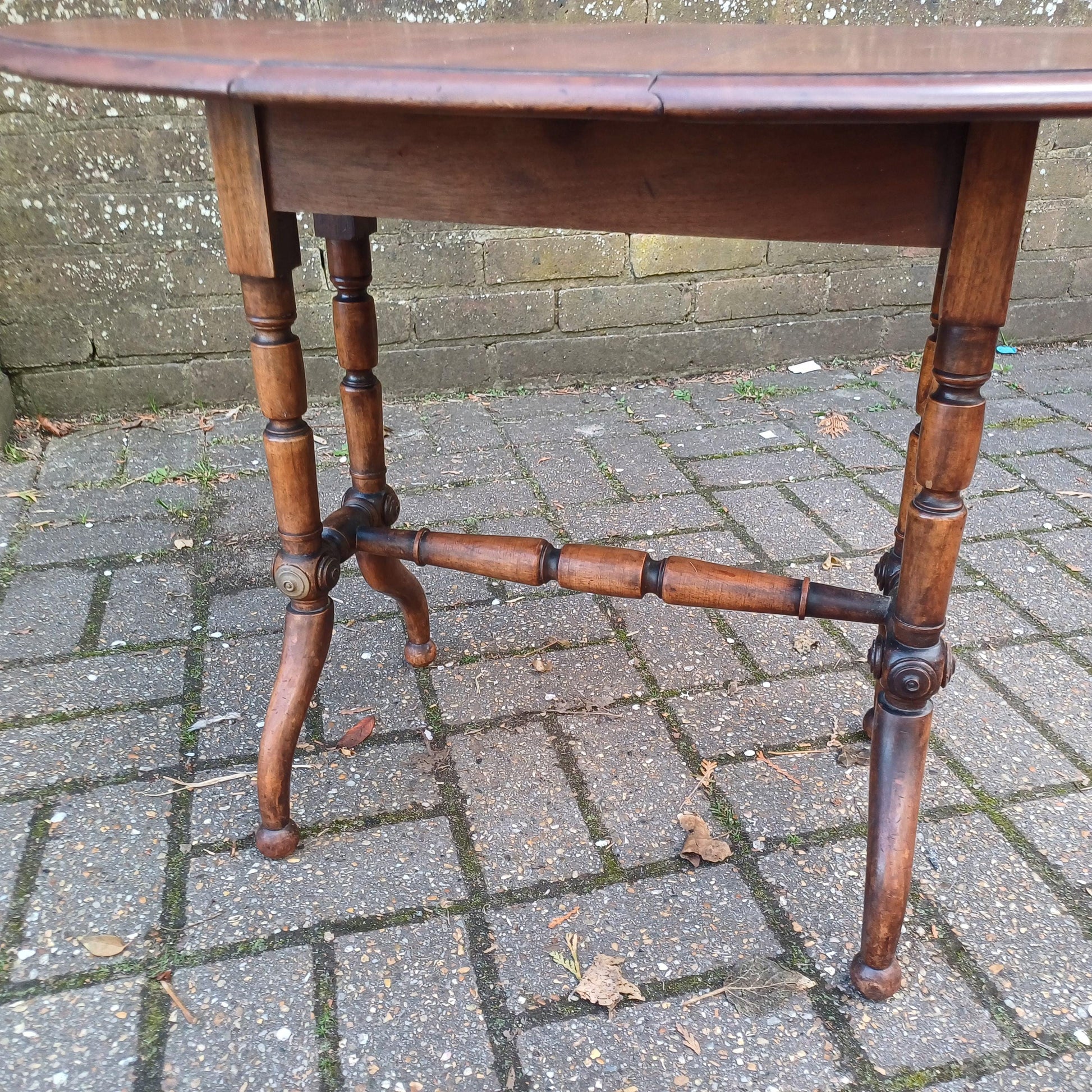 Antique Mahogany Drop-Leaf Table Victorian Style Sutherland or Pembroke Side Table