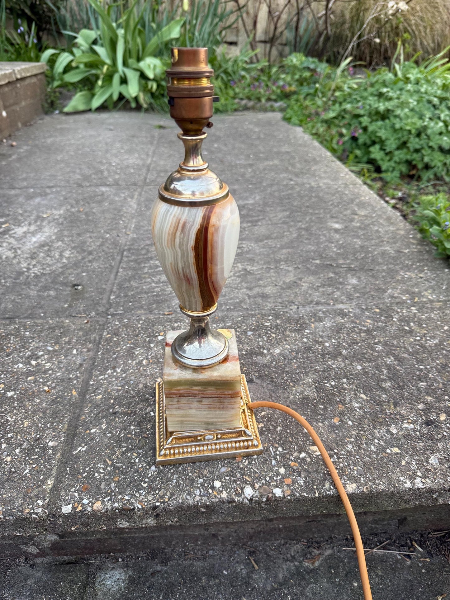 Rare Pakistan Onyx Retro Vintage Table Lamp - two tone metal finish, Made in Italy