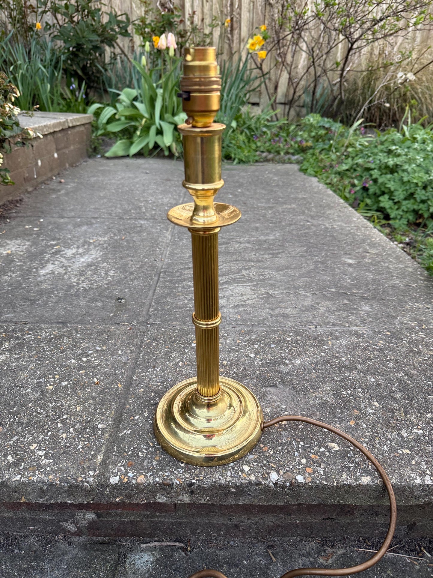 Valsan Brass Vintage Table Lamp - excellent condition, PAT tested and working