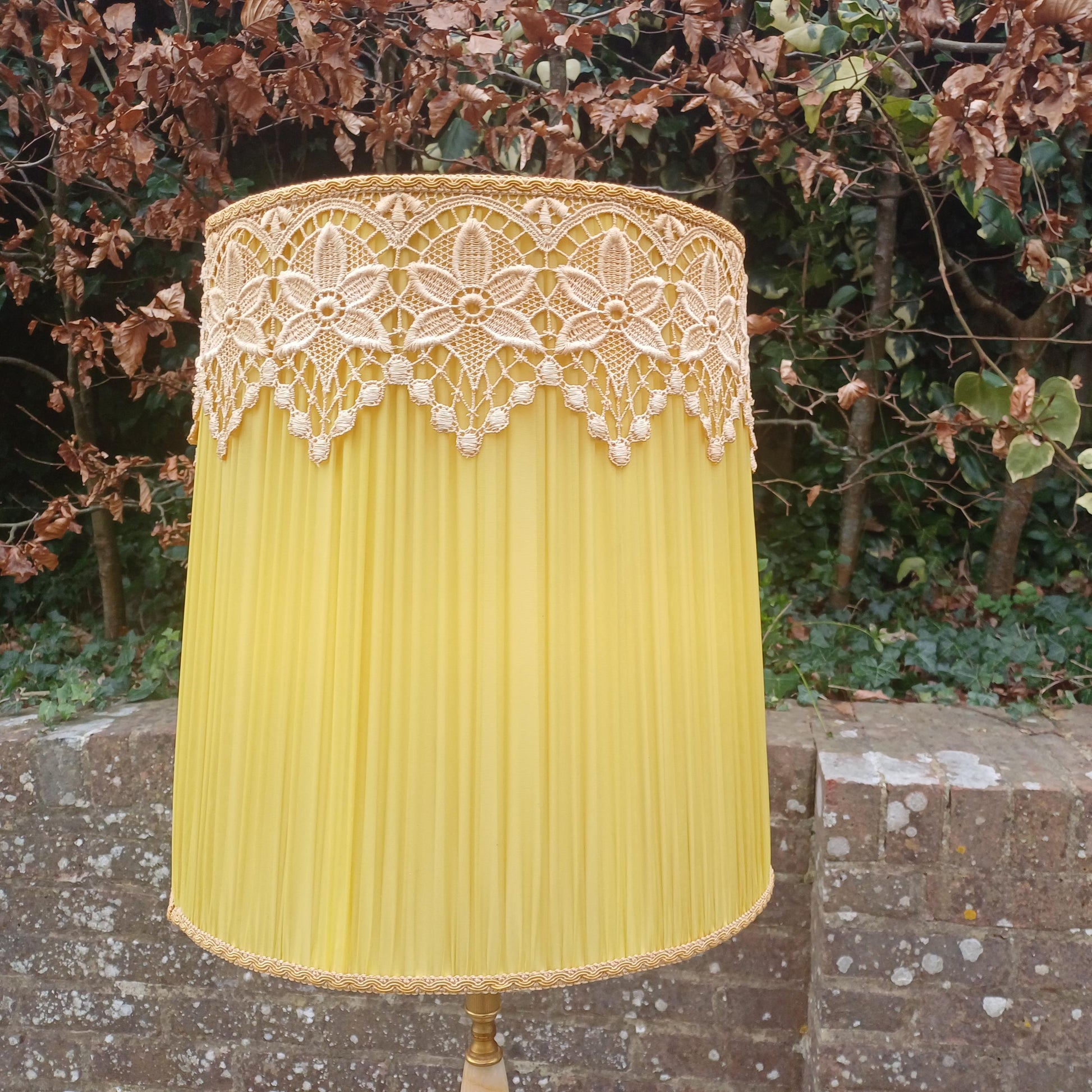 Vintage Retro 60s or 70s Onyx and Gold Working Standard Lamp with Original Shade PAT Tested.