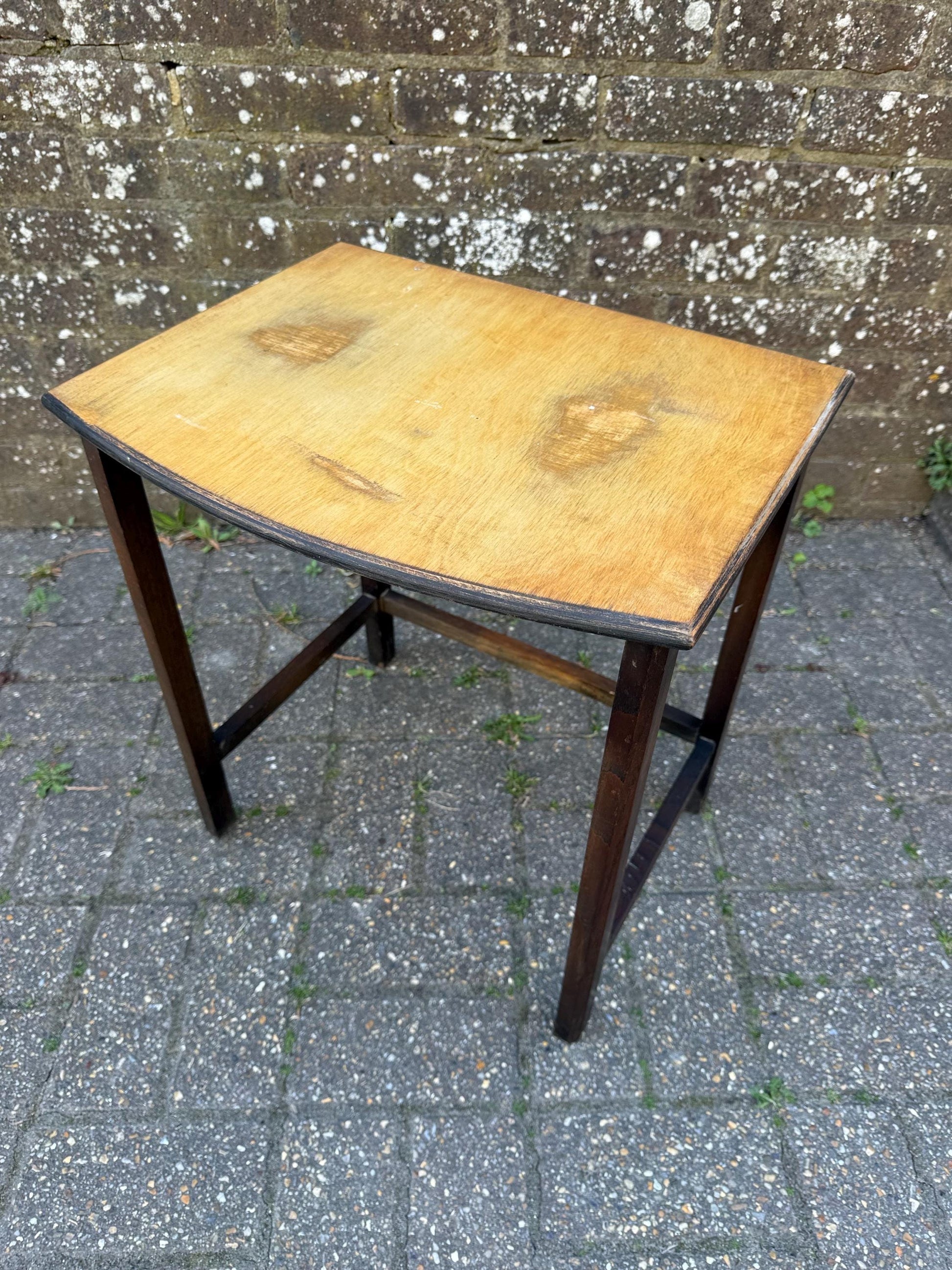 Unique hand sanded retro vintage oak table, lamp table, sanded plant stand, vintage table (46cm x 50cm x 37cm)