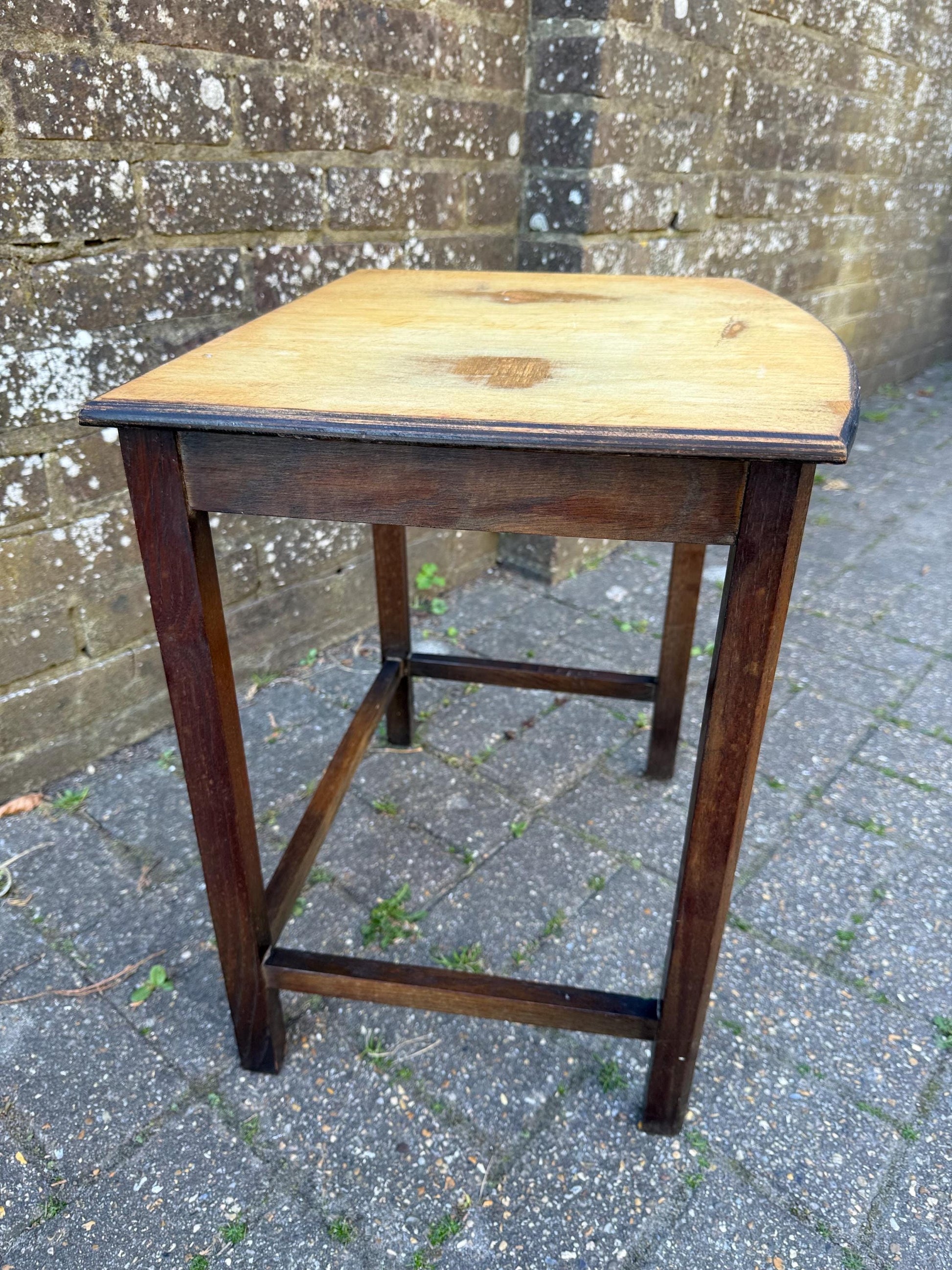 Unique hand sanded retro vintage oak table, lamp table, sanded plant stand, vintage table (46cm x 50cm x 37cm)