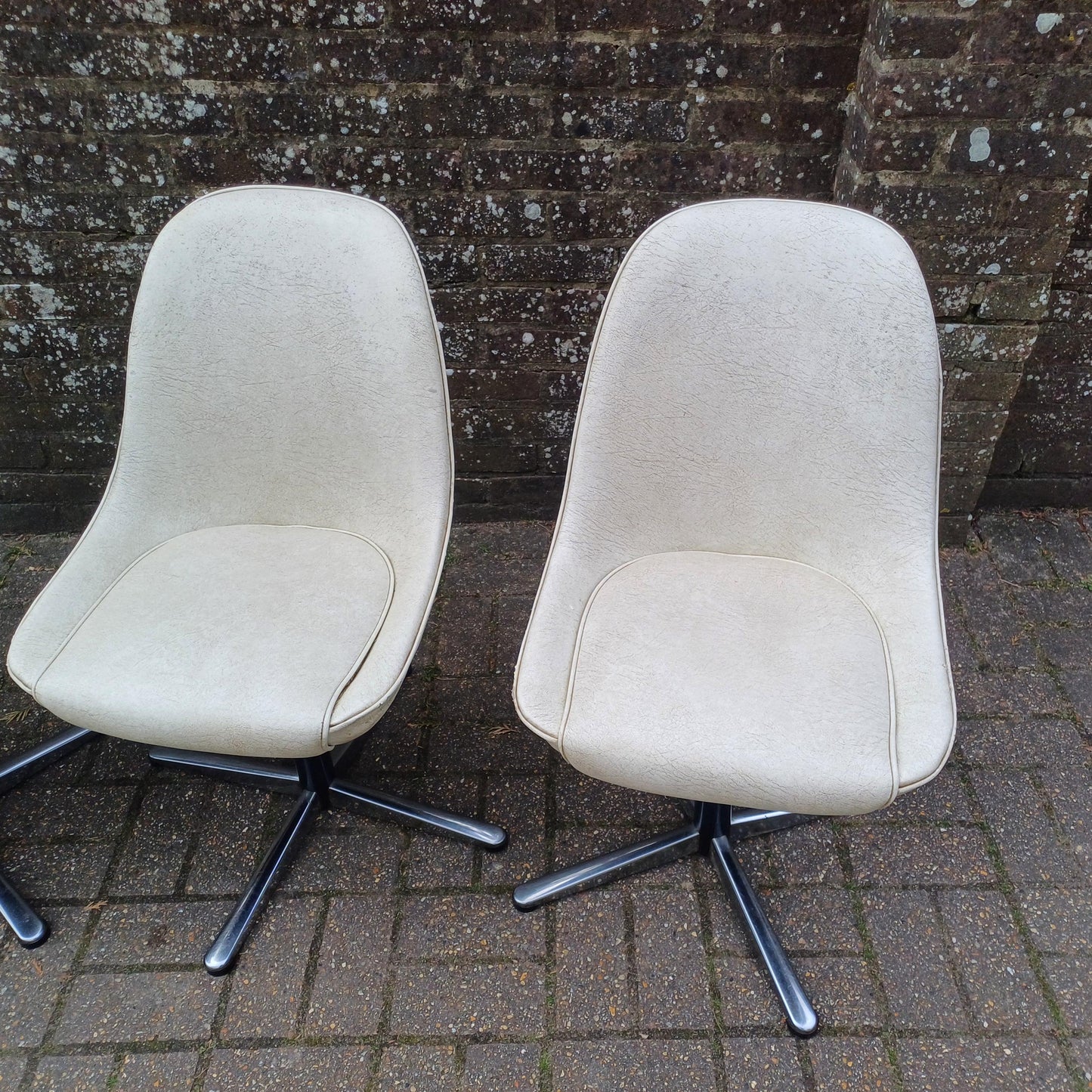 Set of 4 Vintage Retro Centa 70s Chrome Plastic and Vinyl Dining Chairs FREE HAMD Delivery