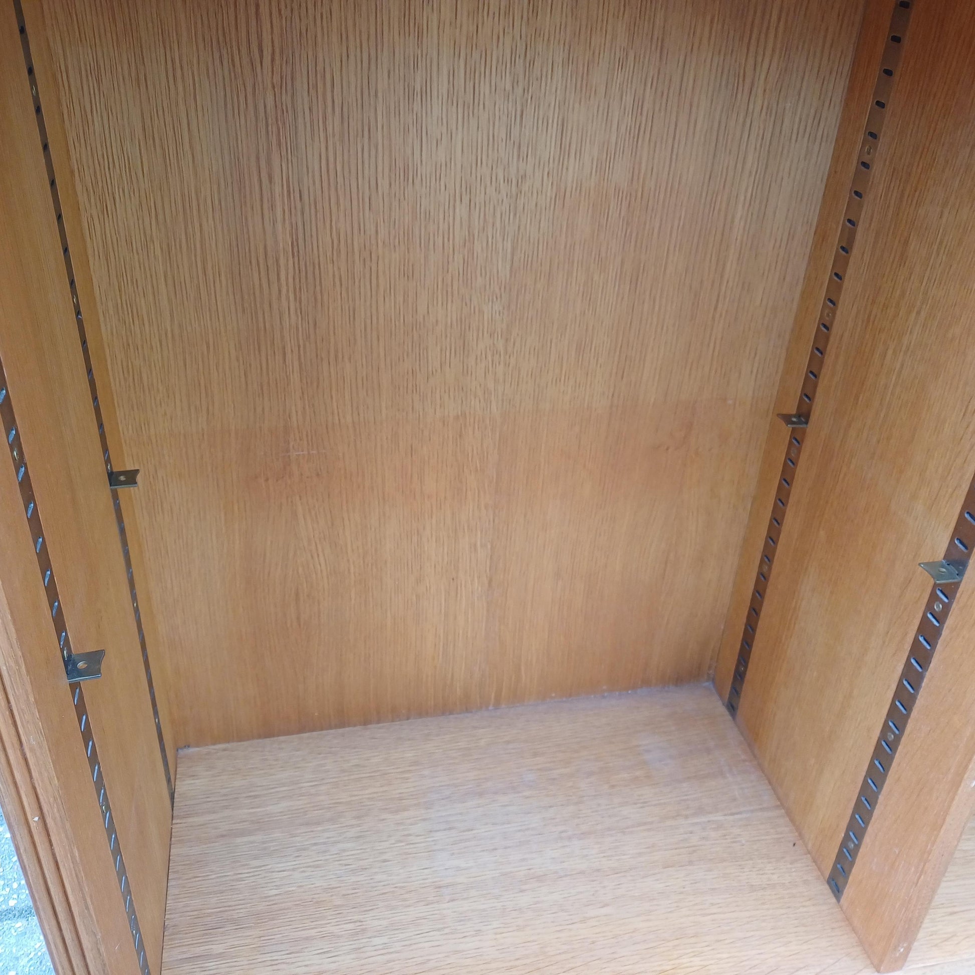 Antique Style Oak Veneer Bookcase | 1920s Stripped Oak Look | Adjustable Shelves | Vintage-Style Bookshelf FREE HAND Delivery