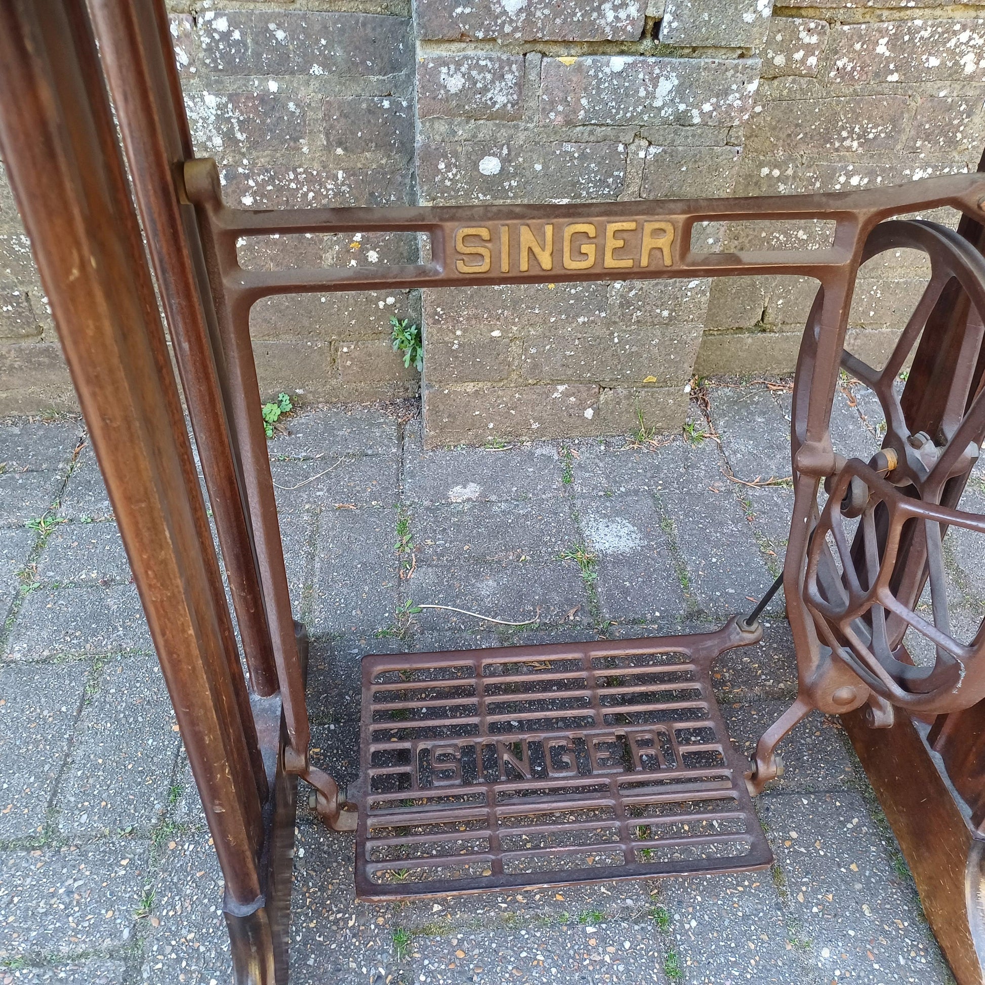 Upcycled Vintage Singer Treadle Sewing Machine Base Table Stripped Repurposed Oak Top Industrial Style FREE HAND Delivery