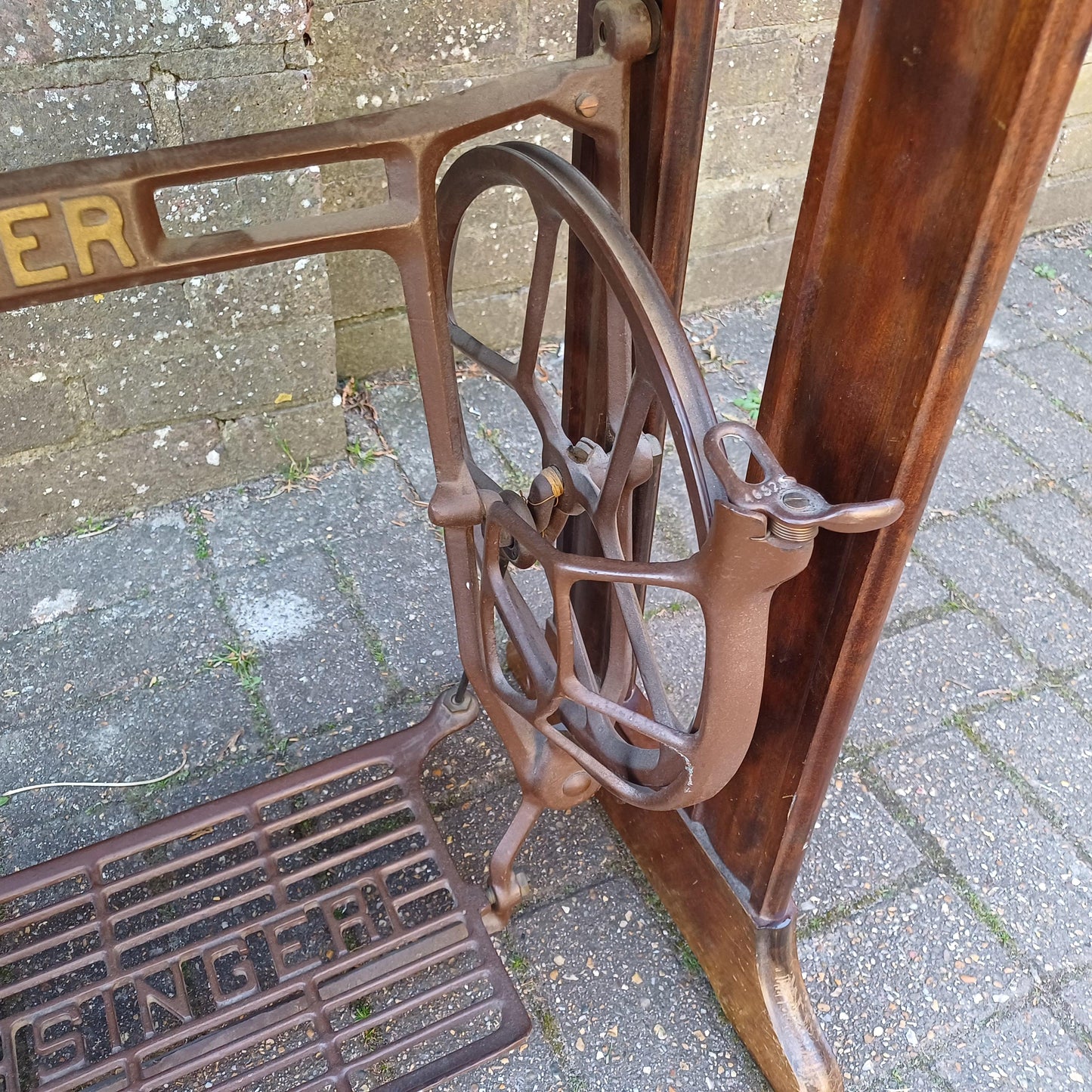 Upcycled Vintage Singer Treadle Sewing Machine Base Table Stripped Repurposed Oak Top Industrial Style FREE HAND Delivery