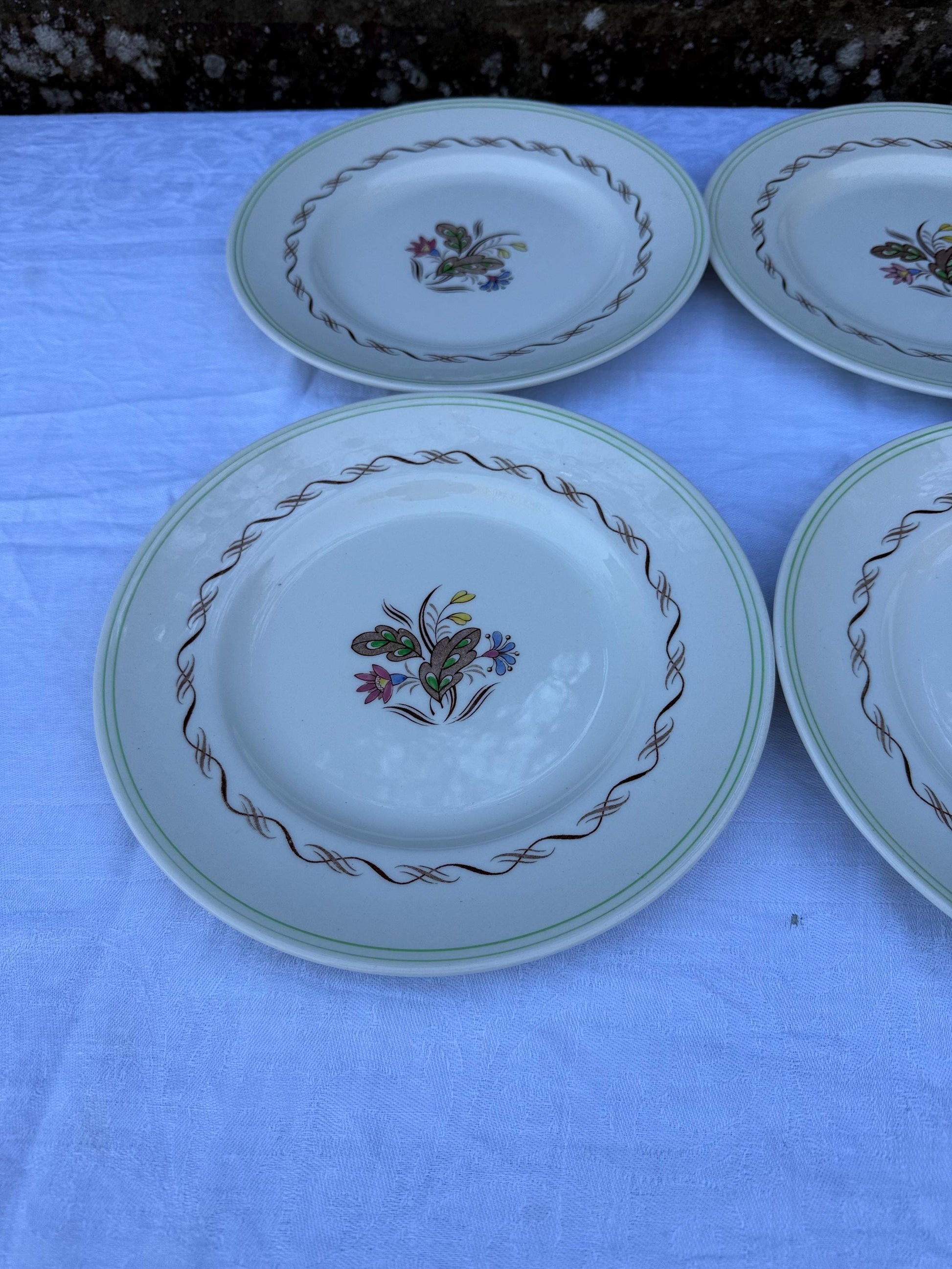 1950s Royal Doulton Woodland dinner service - 26 pieces - mid century floral tableware, English china dinner service, D 6338