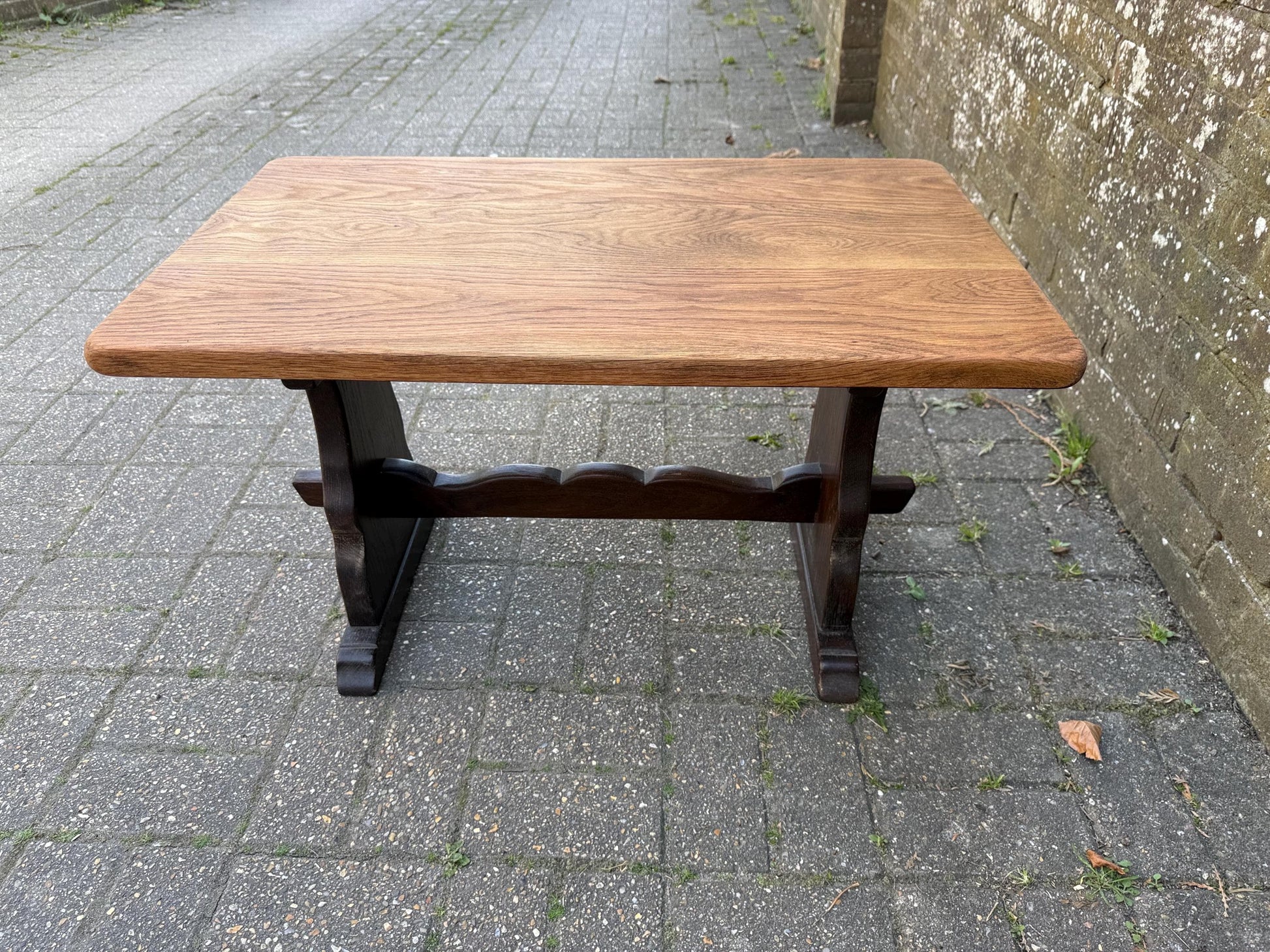 Solid oak vintage coffee table, WEBBER furniture, Croydon, mid-century. side table, vintage table - excellent condition