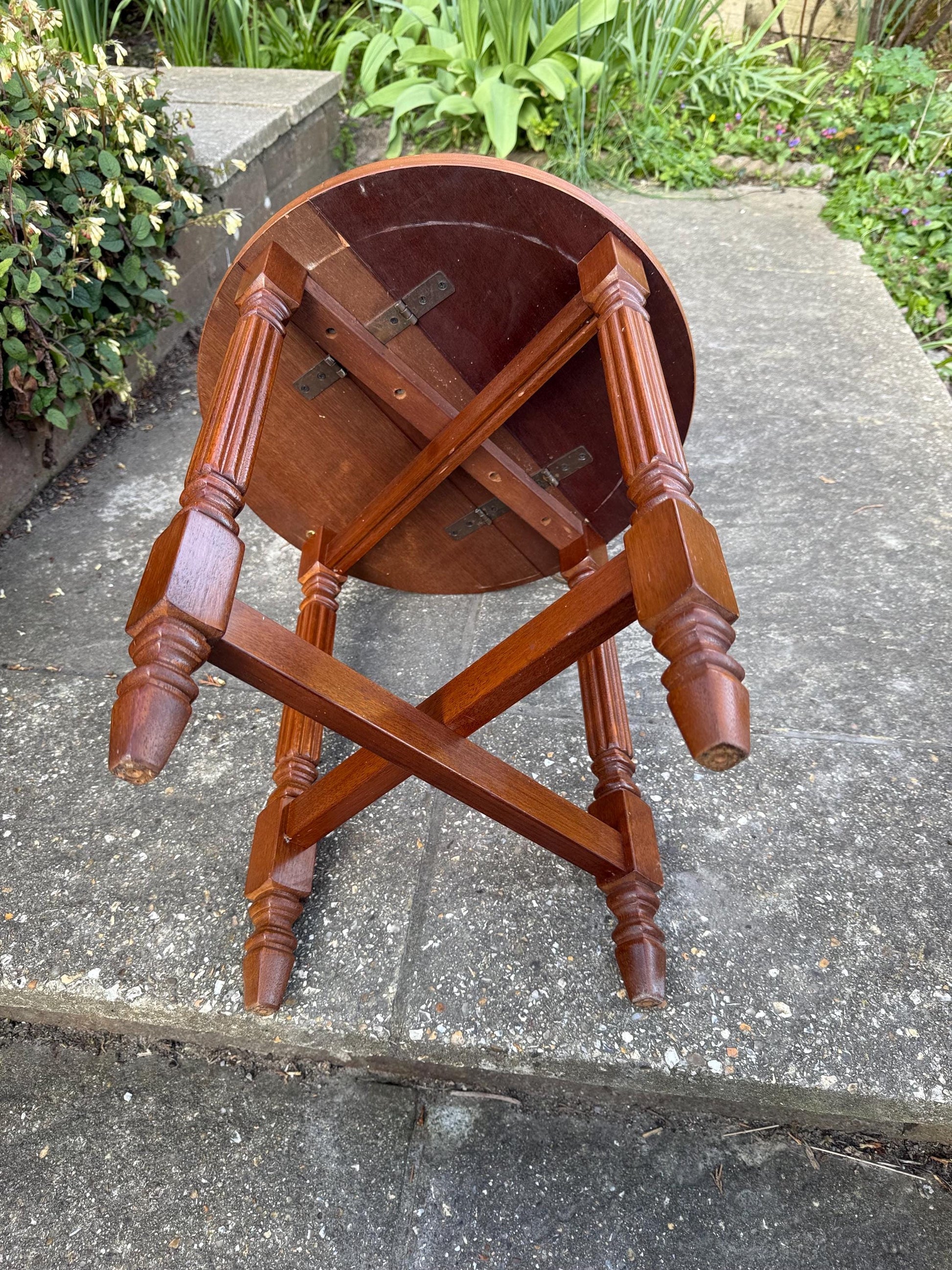 Classic vintage fold up wooden table, end table, coffee table, plant stand - 1980s