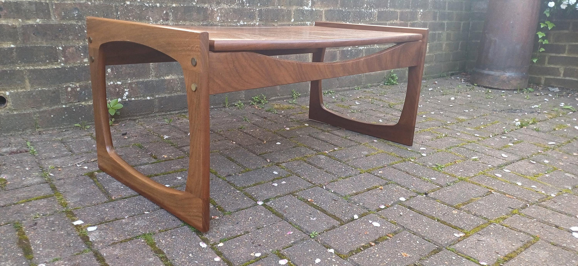 Vintage Mid-Century Modern Teak and Tiled Coffee Table Chestnut Leaf Design 1970s Retro Boho Scandi Style FREE HAND Delivery