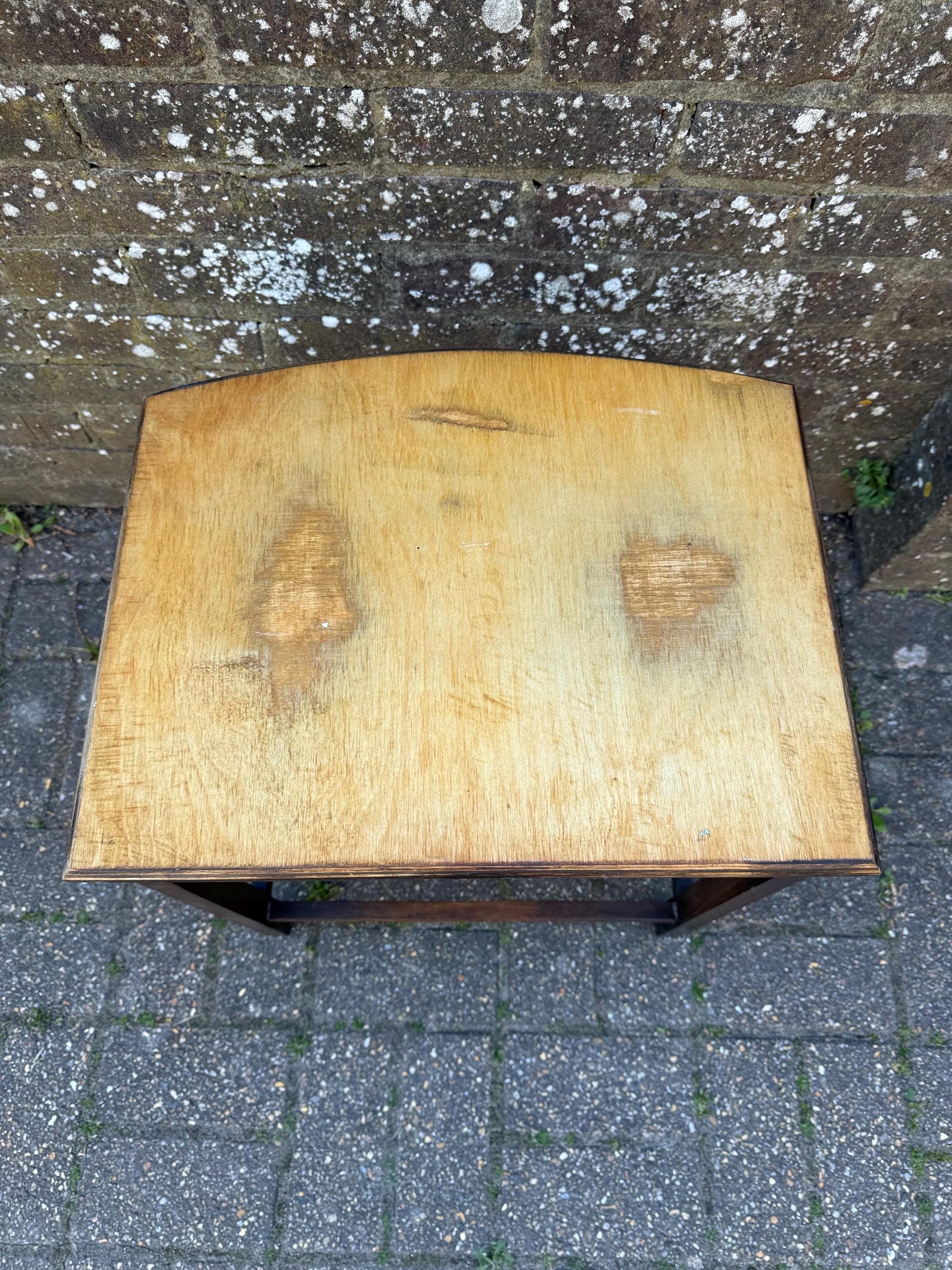 Unique hand sanded retro vintage oak table, lamp table, sanded plant stand, vintage table (46cm x 50cm x 37cm)