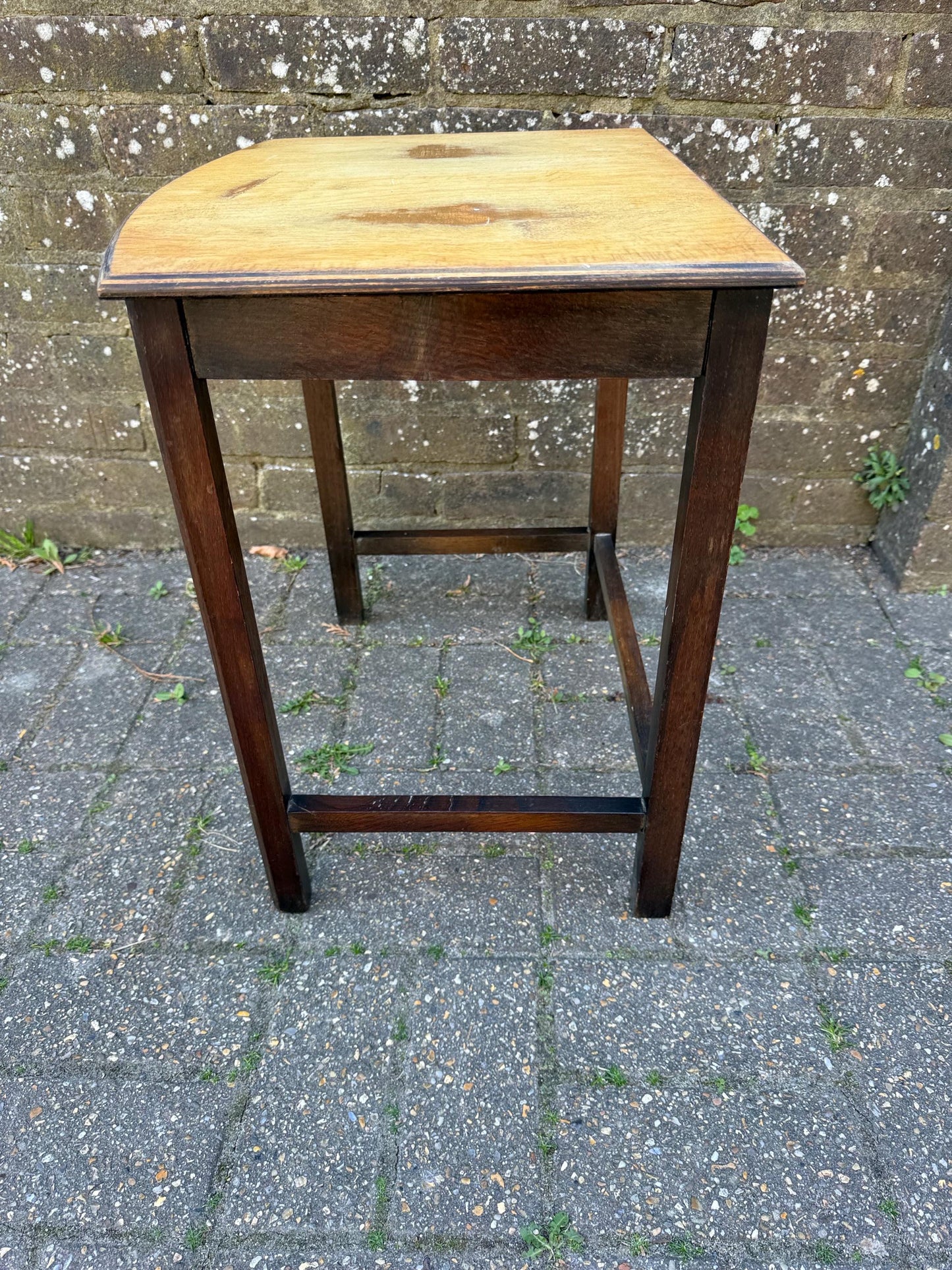 Unique hand sanded retro vintage oak table, lamp table, sanded plant stand, vintage table (46cm x 50cm x 37cm)