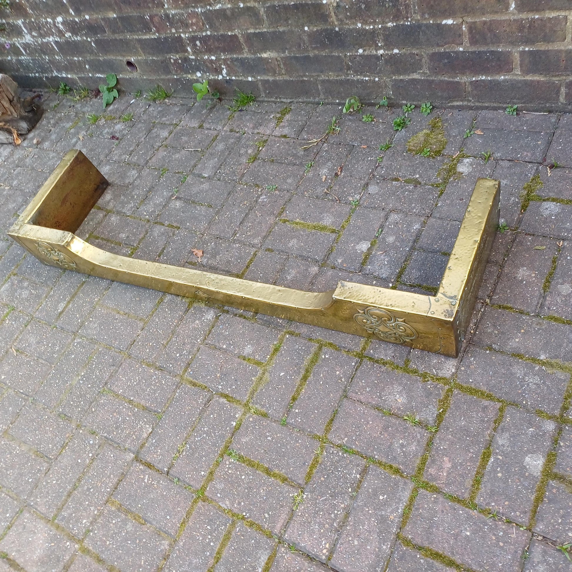 Antique Brass Clad Fireplace Fender Late Victorian or Edwardian, Hand-Tooled Arts & Crafts Gothic Revival Style