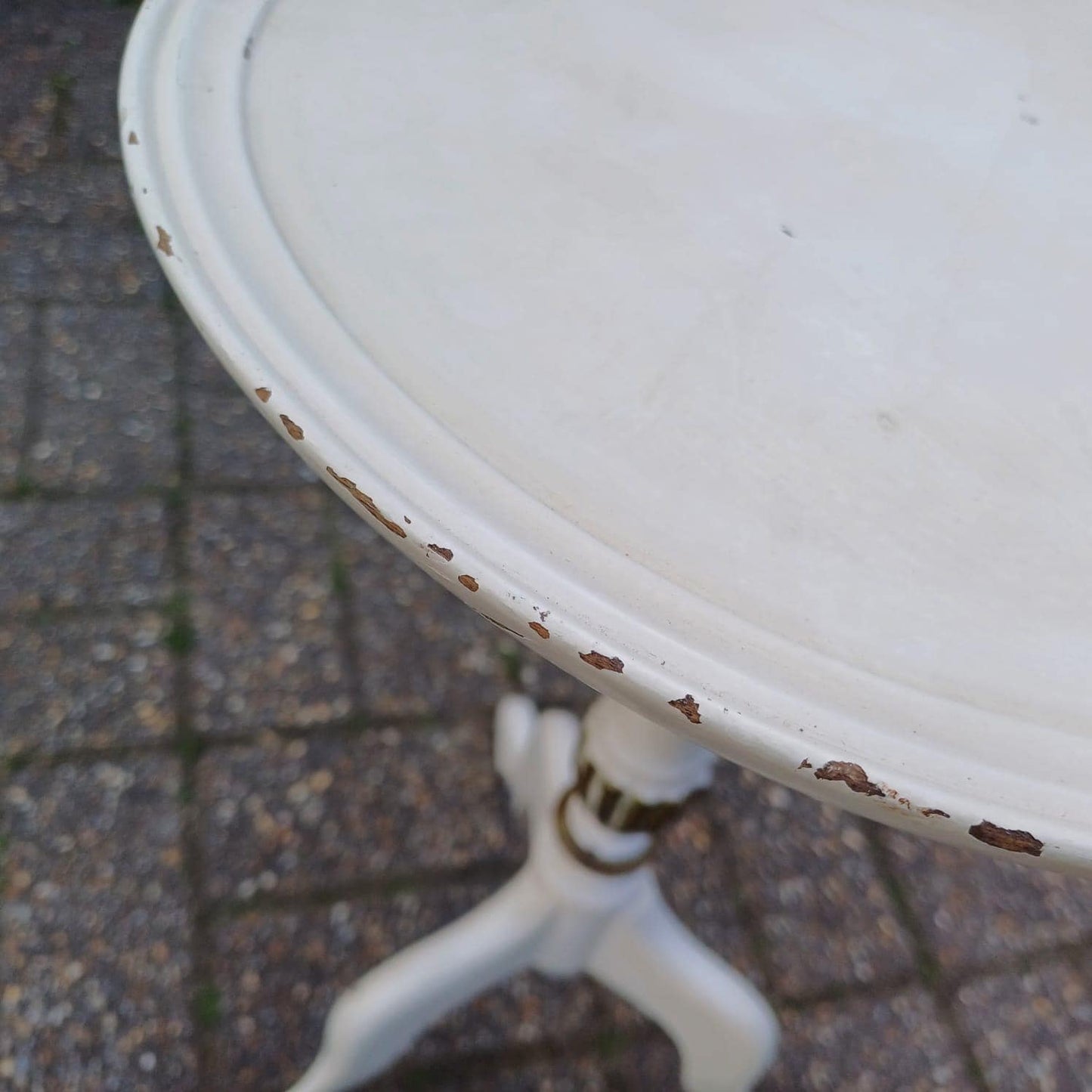 Superb vintage painted white/cream and gold wine table, side table, vintage wooden table, lamp table - white with gold accents