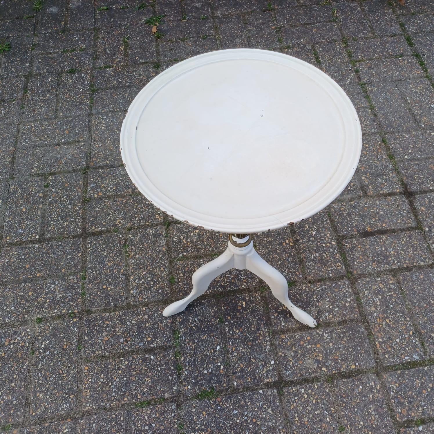 Superb vintage painted white/cream and gold wine table, side table, vintage wooden table, lamp table - white with gold accents
