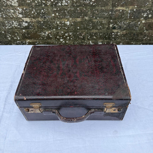 1930s vanity case, small suitcase, vintage vanity case, make up box, dressing case - vintage storage, leather case