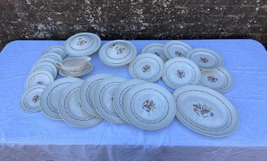 1950s Royal Doulton Woodland dinner service - 26 pieces - mid century floral tableware, English china dinner service, D 6338