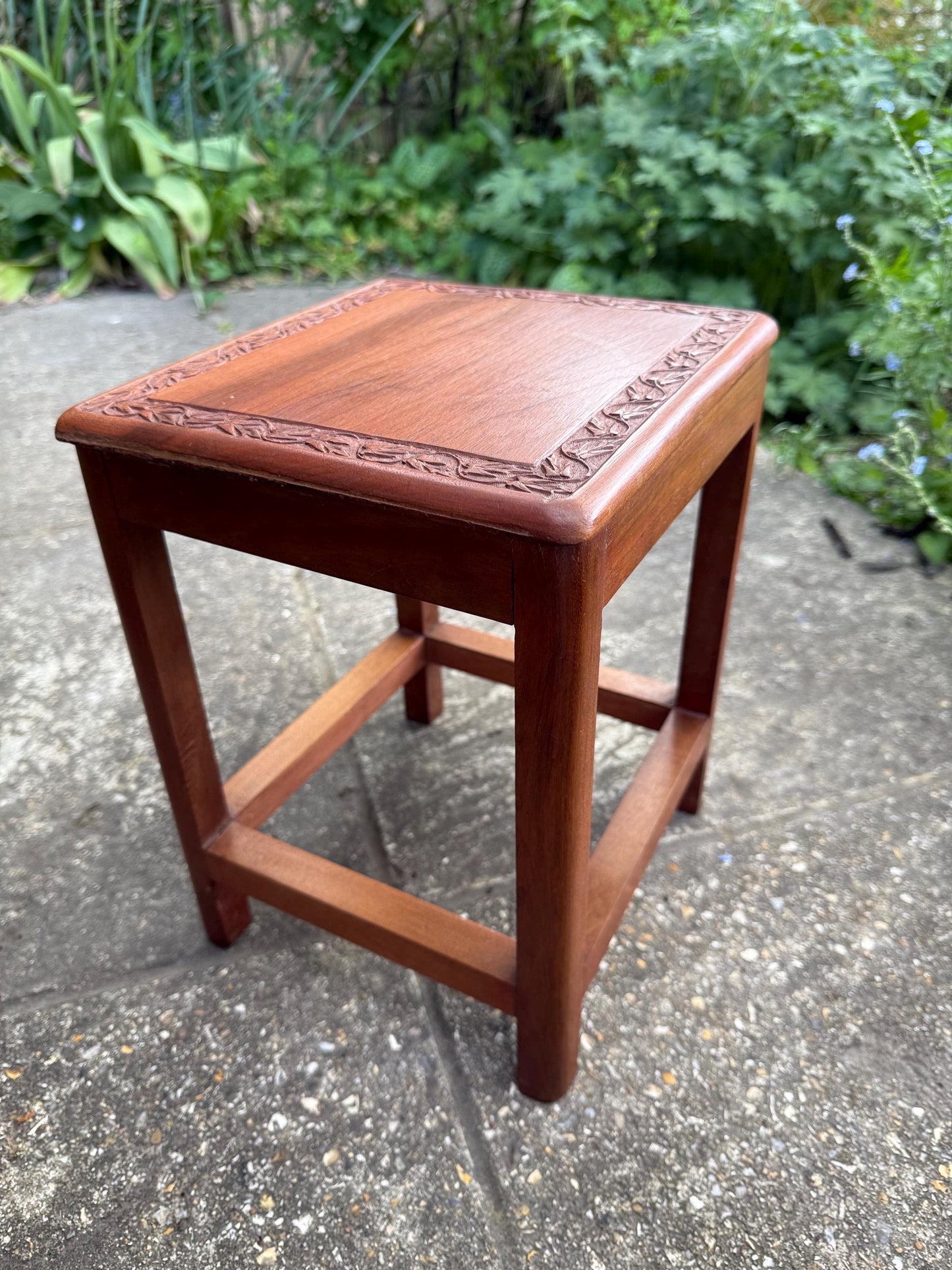 Vintage hand carved side table, leaf border accent, storage drawer, 1950s small wooden table or plant stand, occasional small table